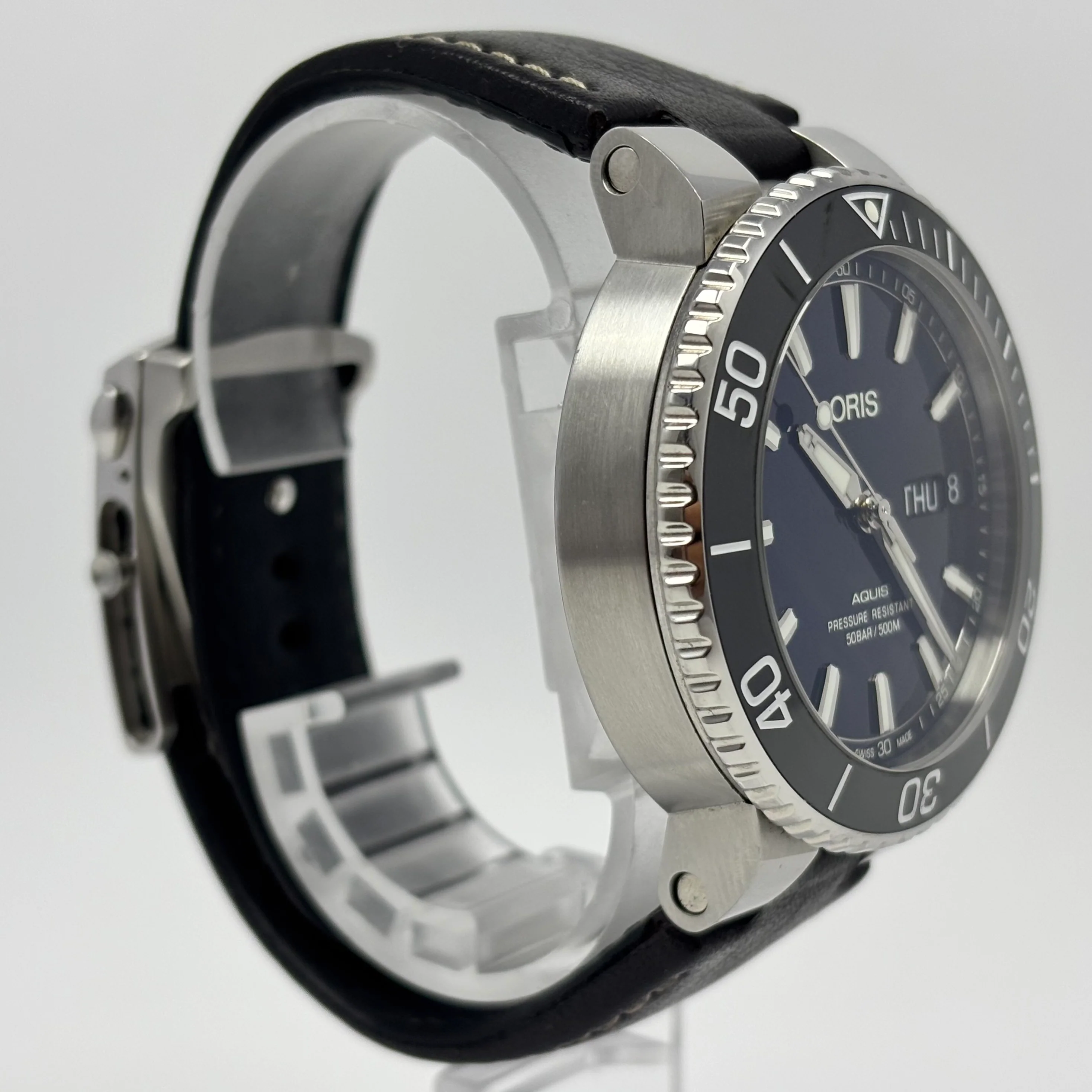 Reloj Oris Aquis Big Day Date Automático - Image 6