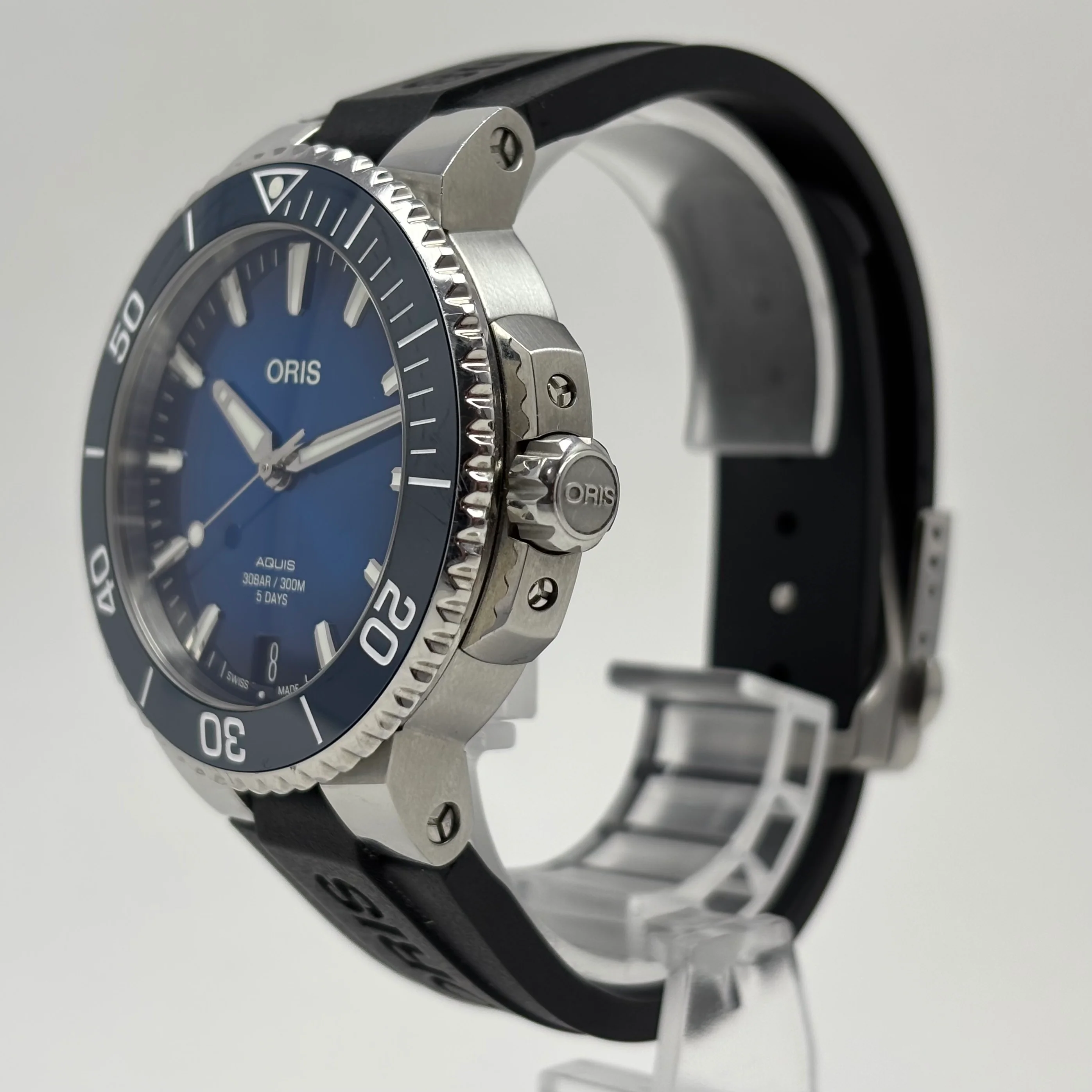 Reloj Oris Aquis Date Cal.400 Automático | IV - Image 3