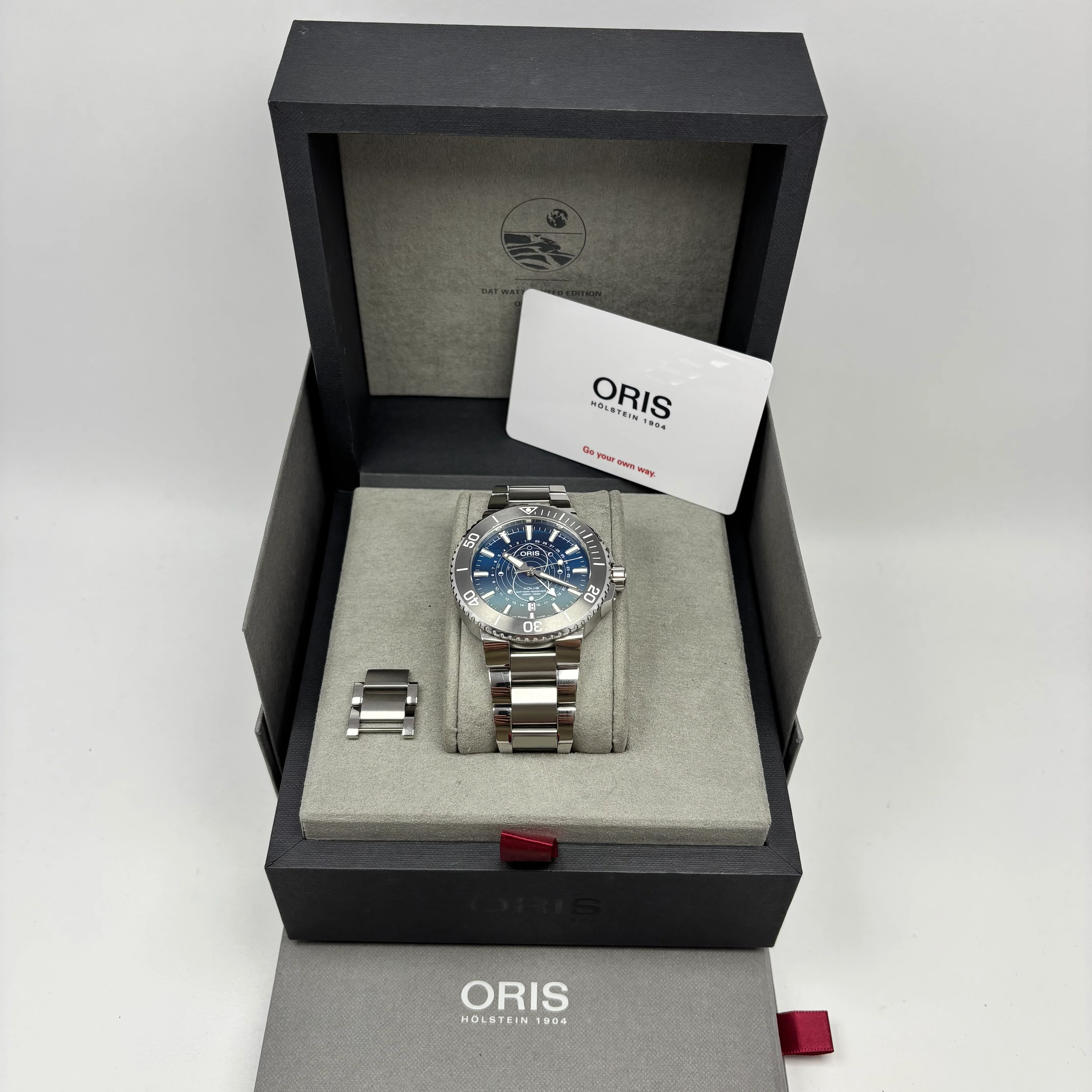 Reloj Oris Aquis Dat Watt Edición Limitada Automático - Image 2