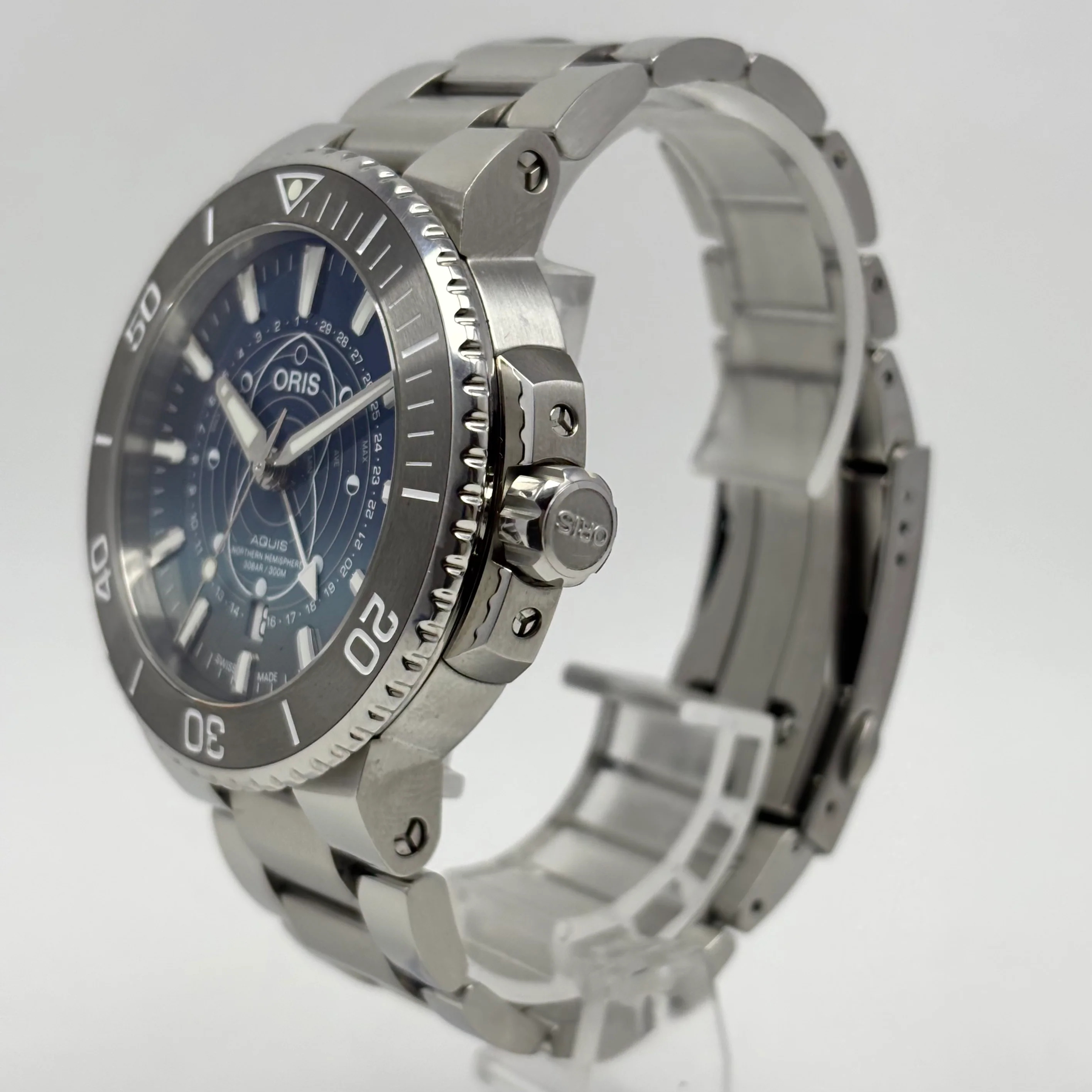Reloj Oris Aquis Dat Watt Edición Limitada Automático - Image 4