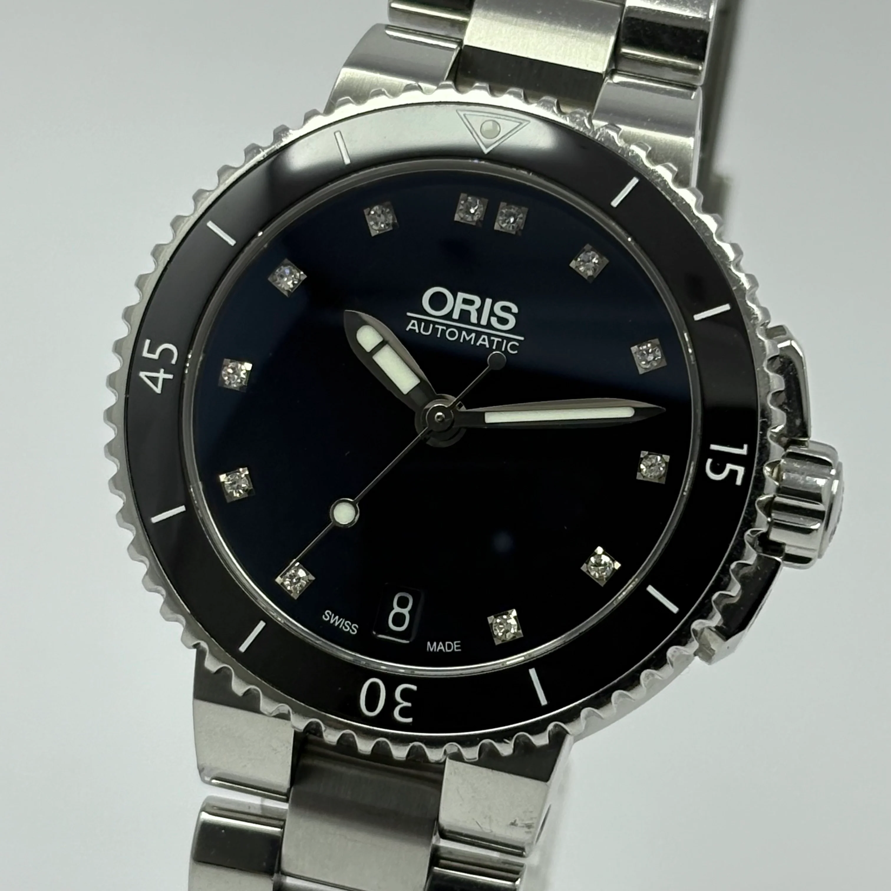 Reloj Oris Aquis Date Diamond Mark Automático - Image 2