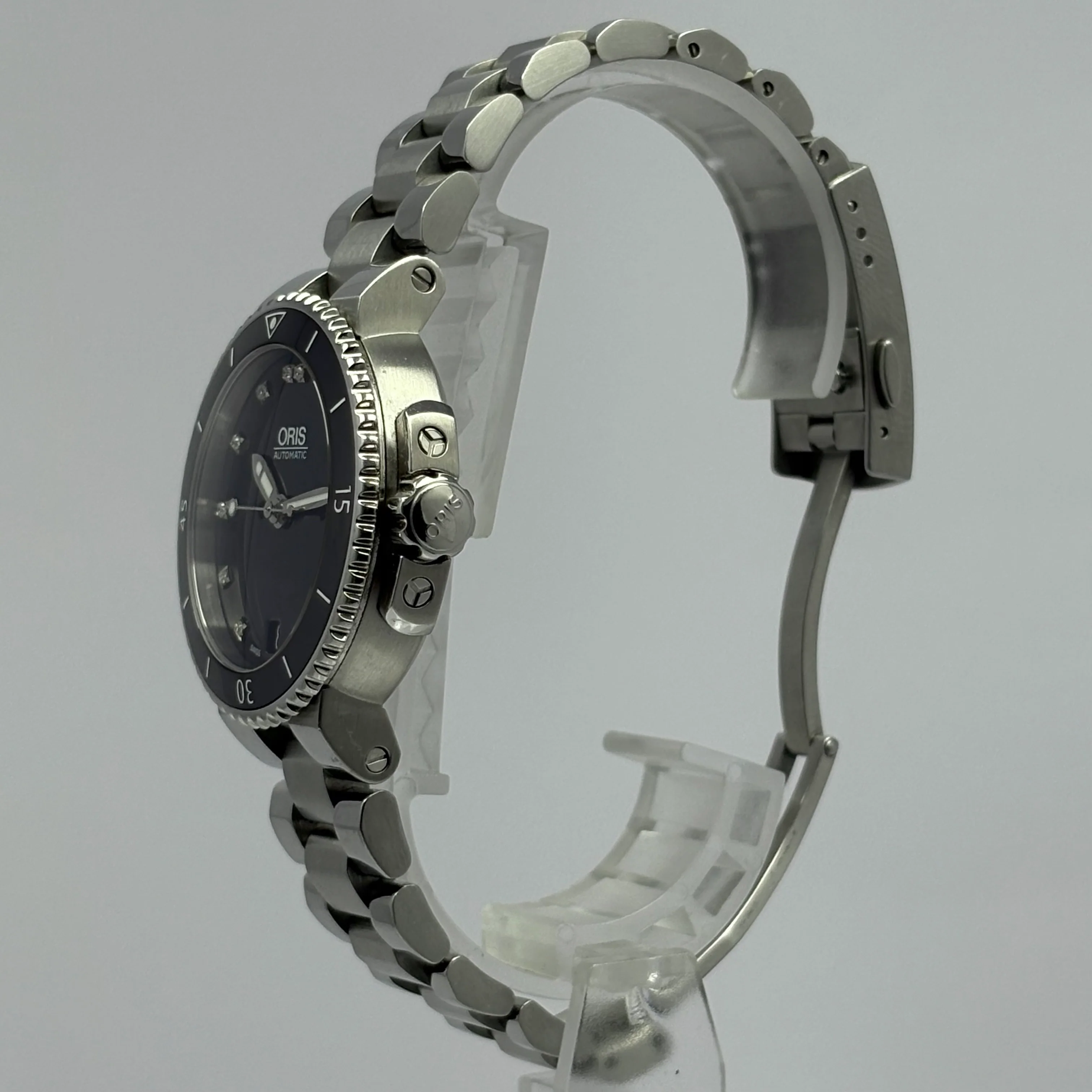 Reloj Oris Aquis Date Diamond Mark Automático - Image 3