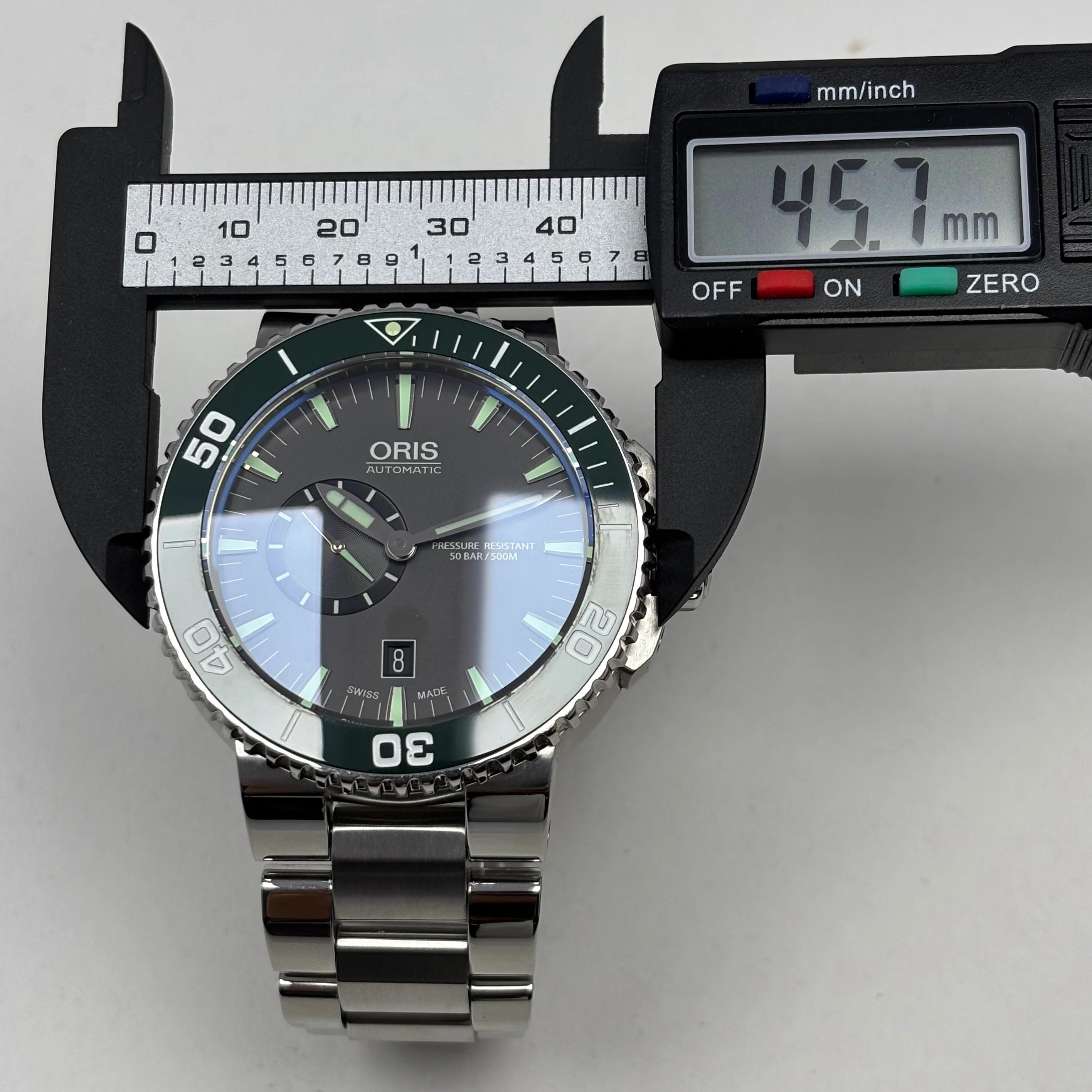 Reloj Oris Aquis Small Second Automático | DT - Image 7