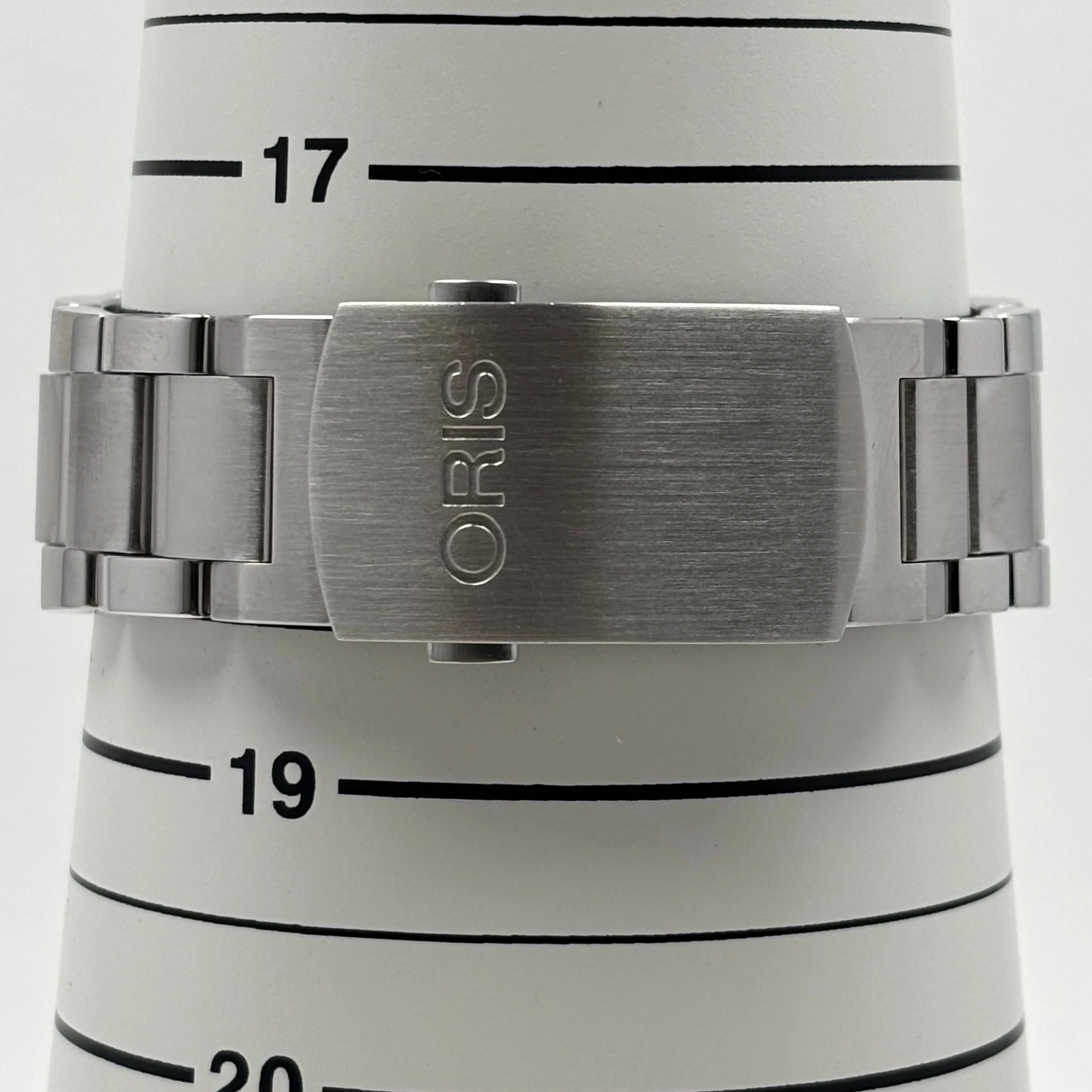 Reloj Oris Aquis Small Second Automático | DT - Image 8