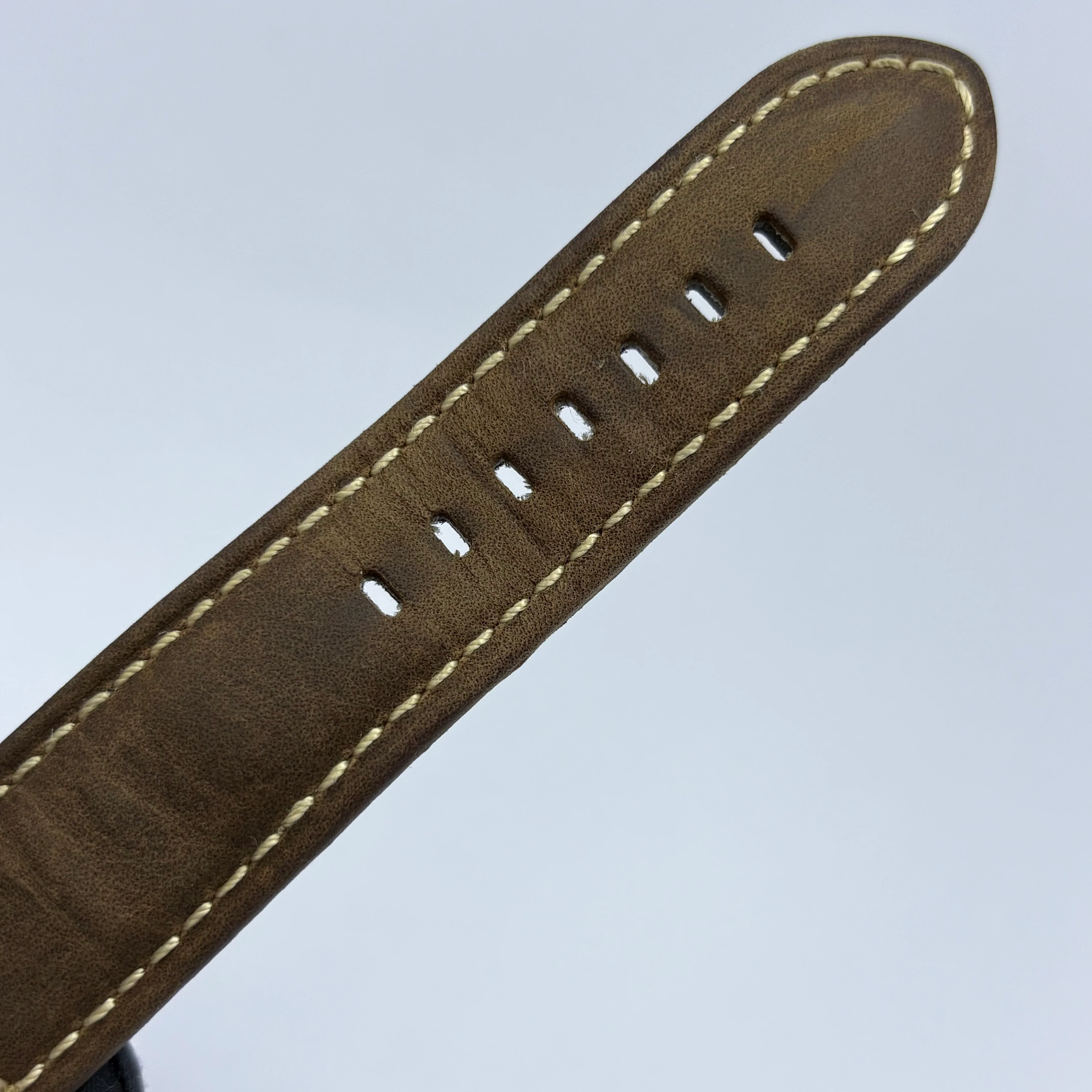 Reloj Panerai Luminor Base Cuerda Manual - Image 8