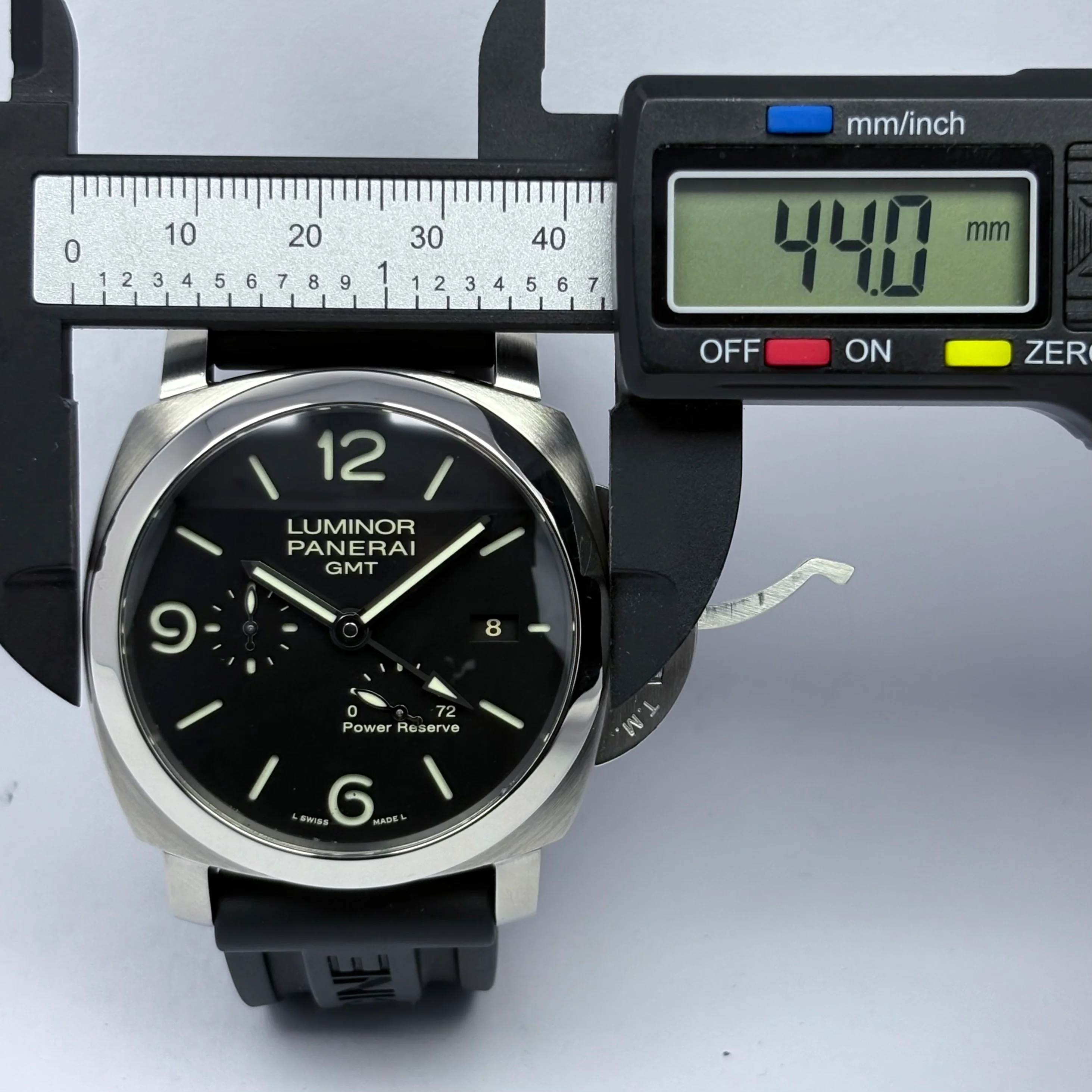 Reloj Panerai Luminor 1950 3 Días GMT Automático - Image 10