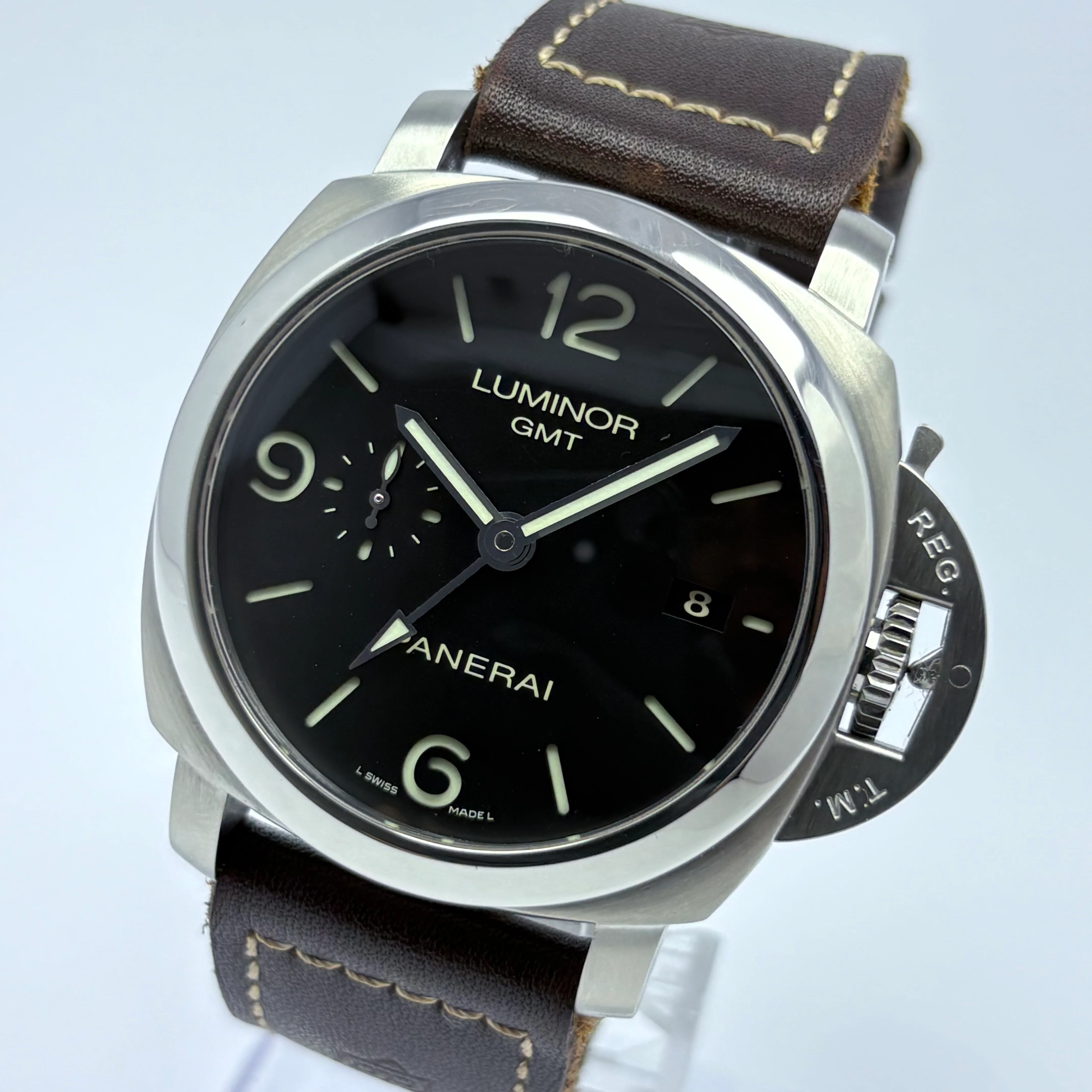 Reloj Panerai Luminor 1950 3 Days
GMT Automático - Image 3