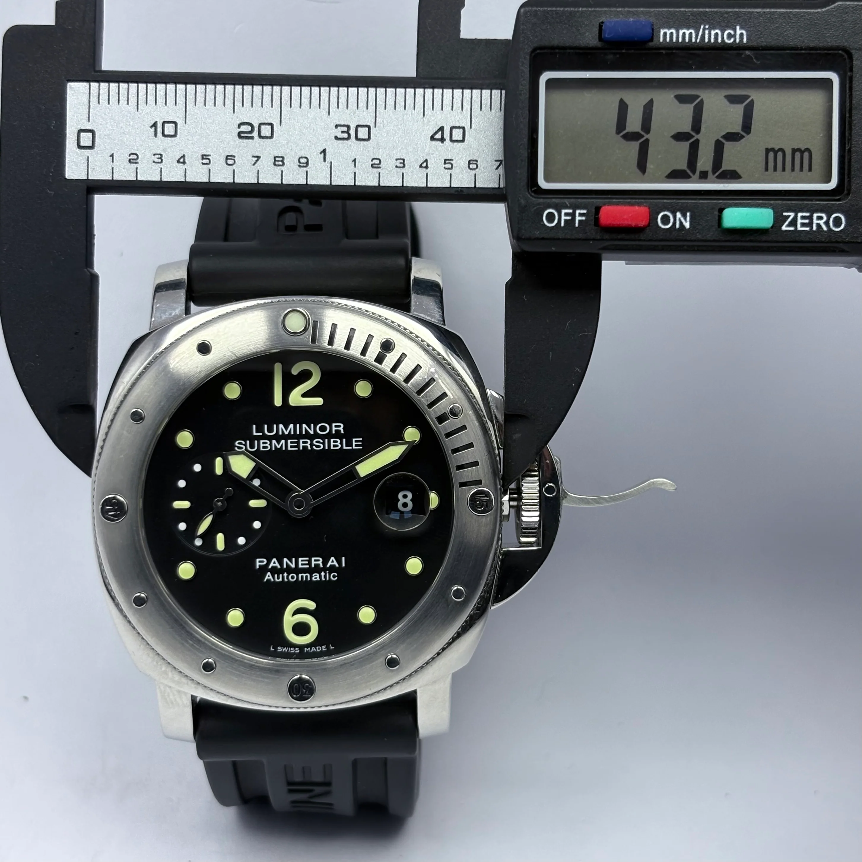 Reloj Panerai Luminor Submersible Automático - Image 10