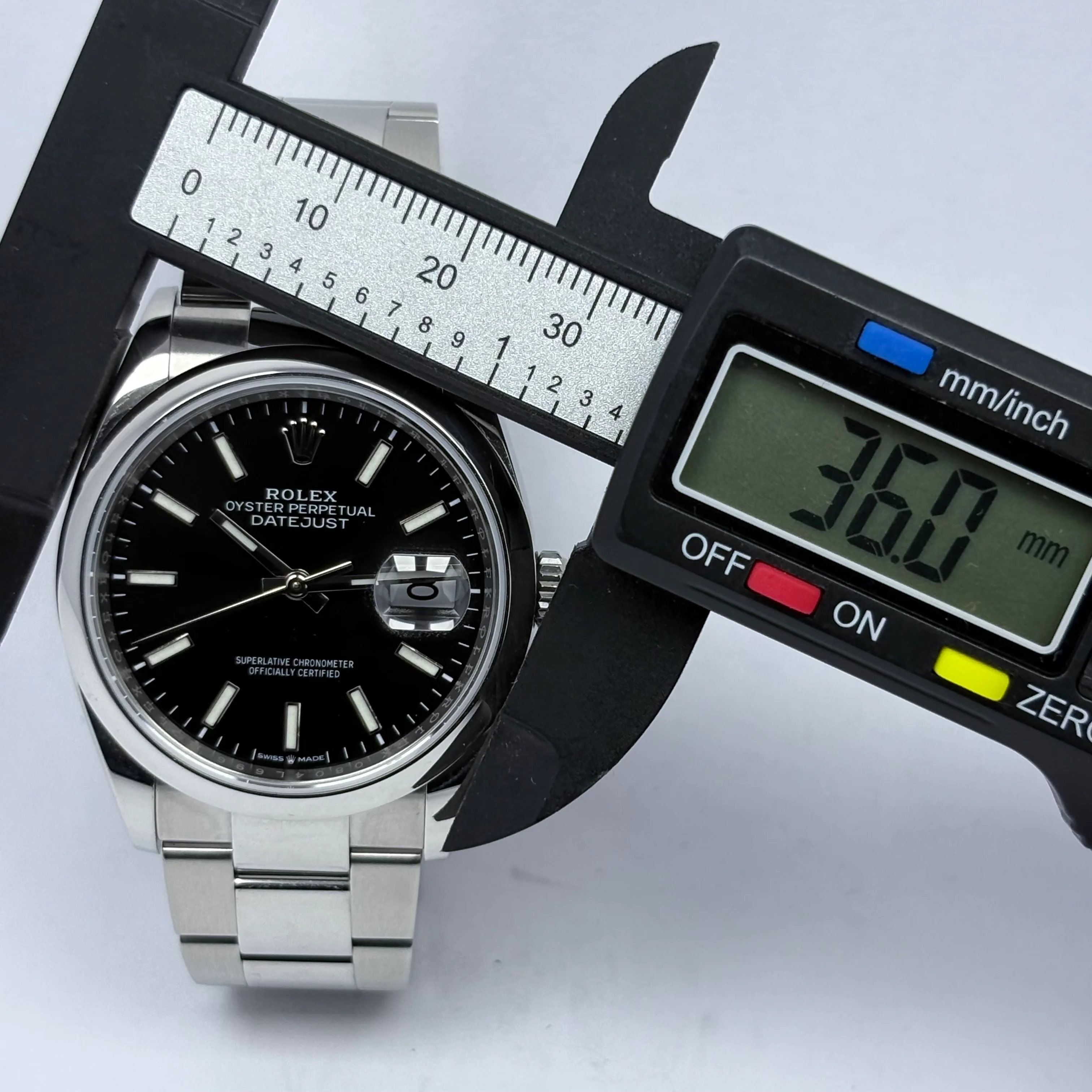 Reloj Rolex Datejust Black Dial 36 126200 Automático - Image 10