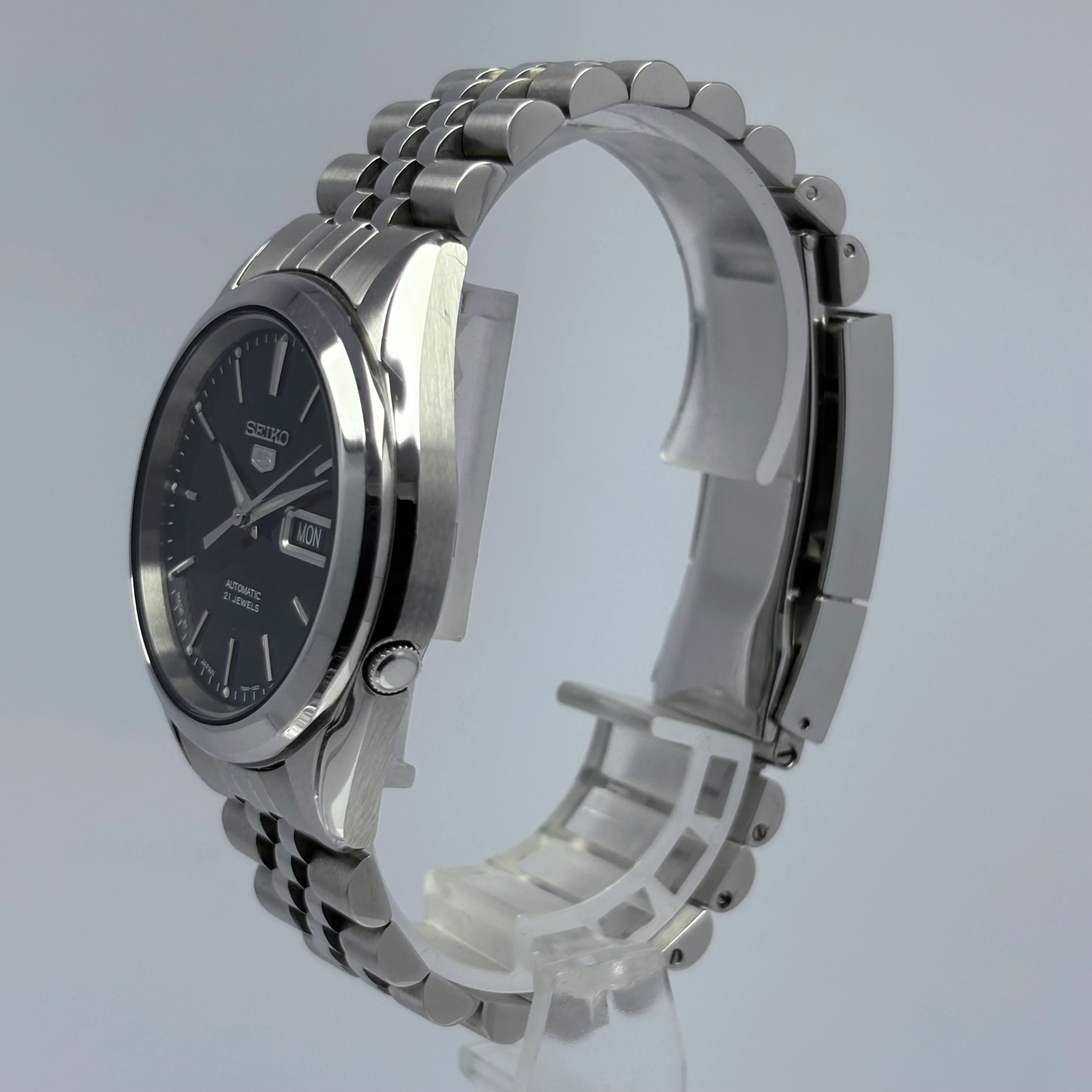 Reloj Seiko 5 Sport “Baby SARB” Automático - Image 5