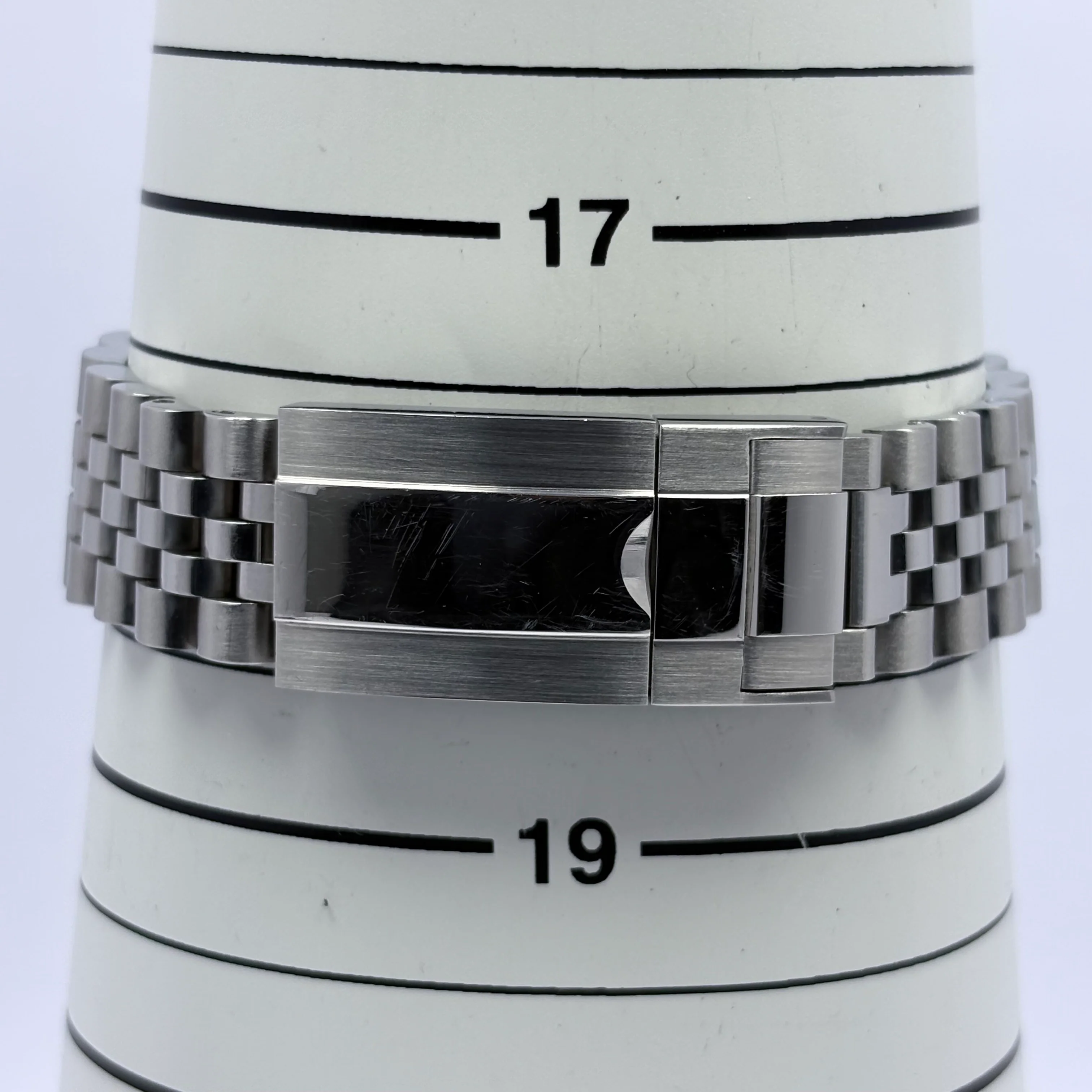 Reloj Seiko 5 Sport “Baby SARB” Automático - Image 9