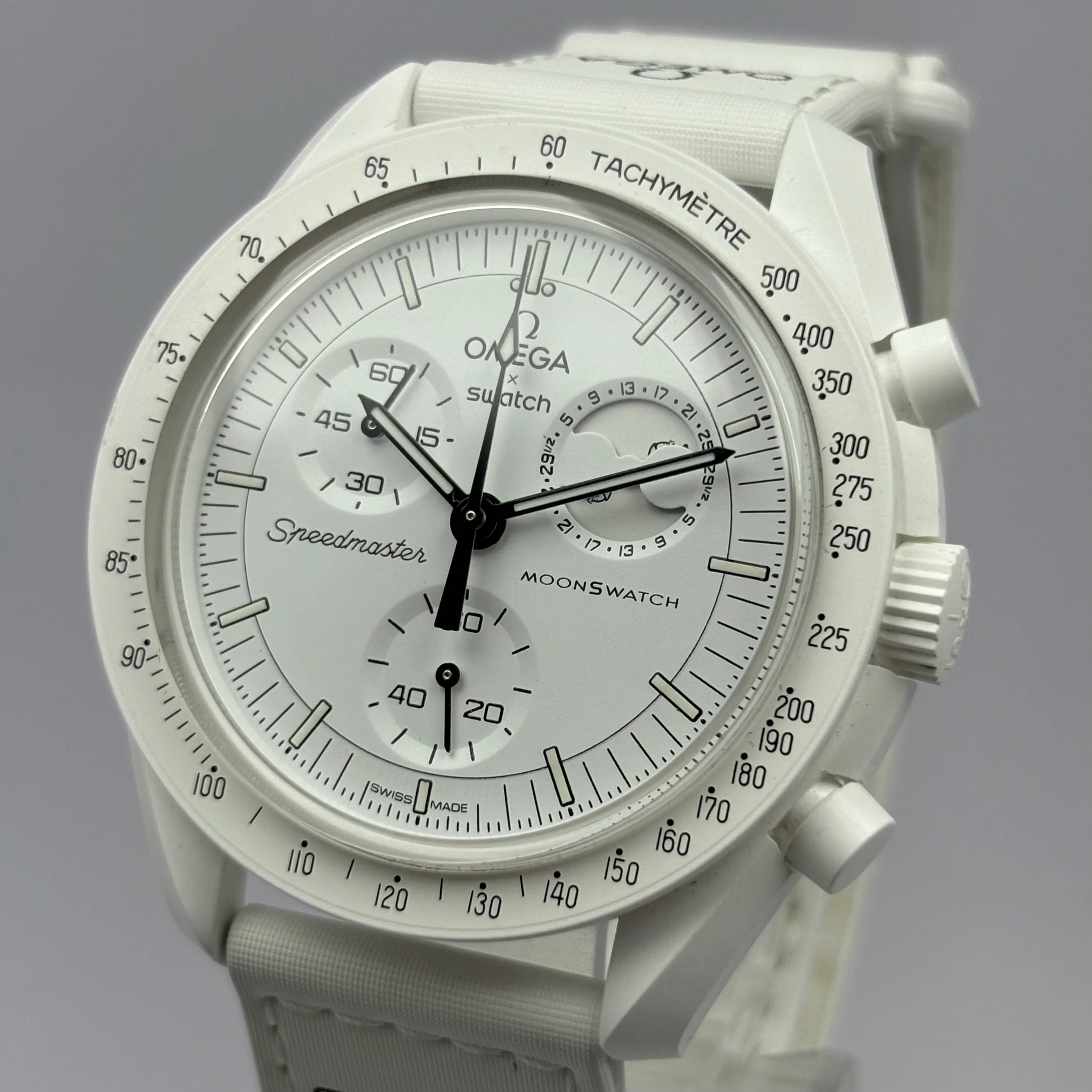 Reloj Omega x Swatch MoonSwatch Mission to the Moonphase Snoopy - Image 2