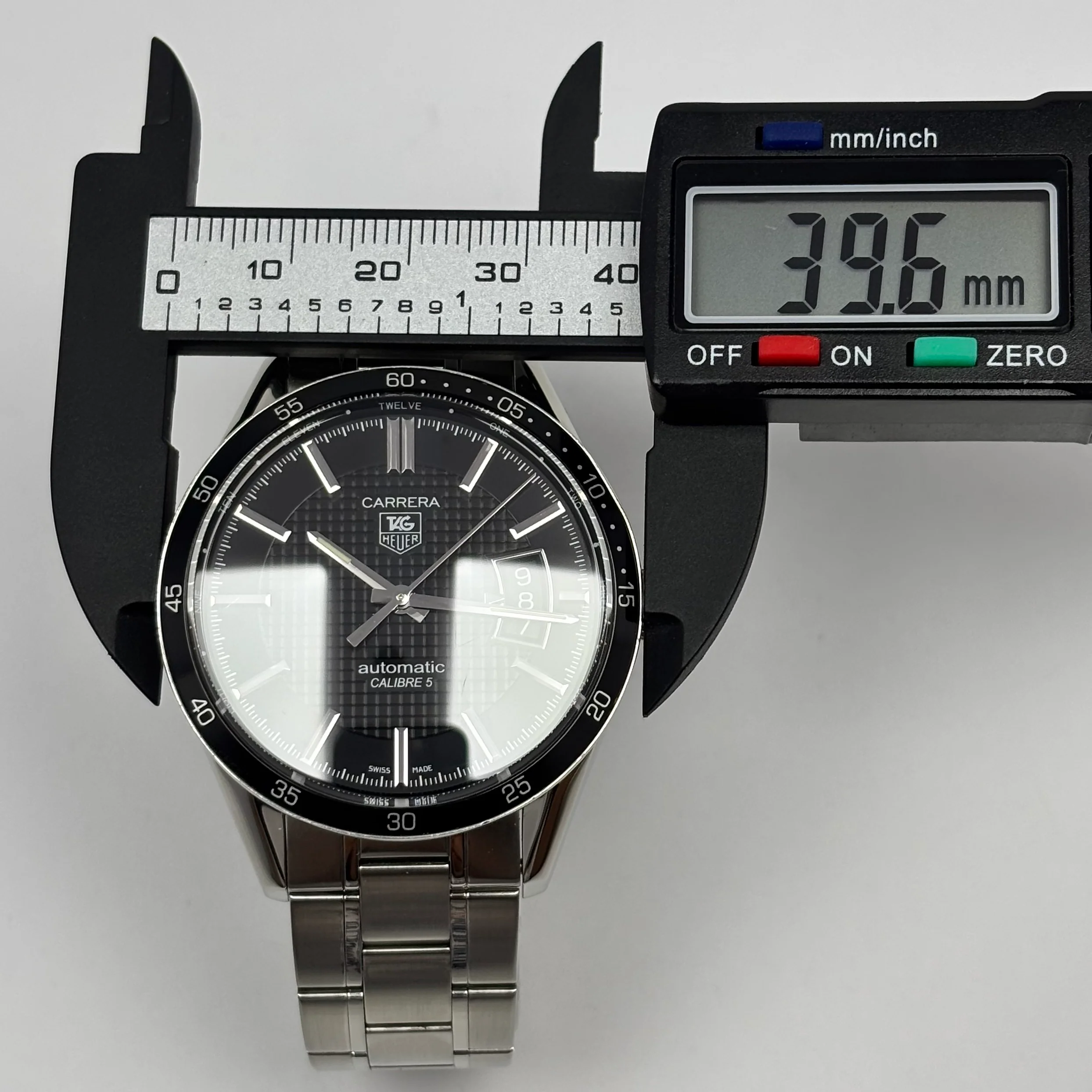 Reloj Tag Heuer Carrera Calibre 5 Automático - Image 7