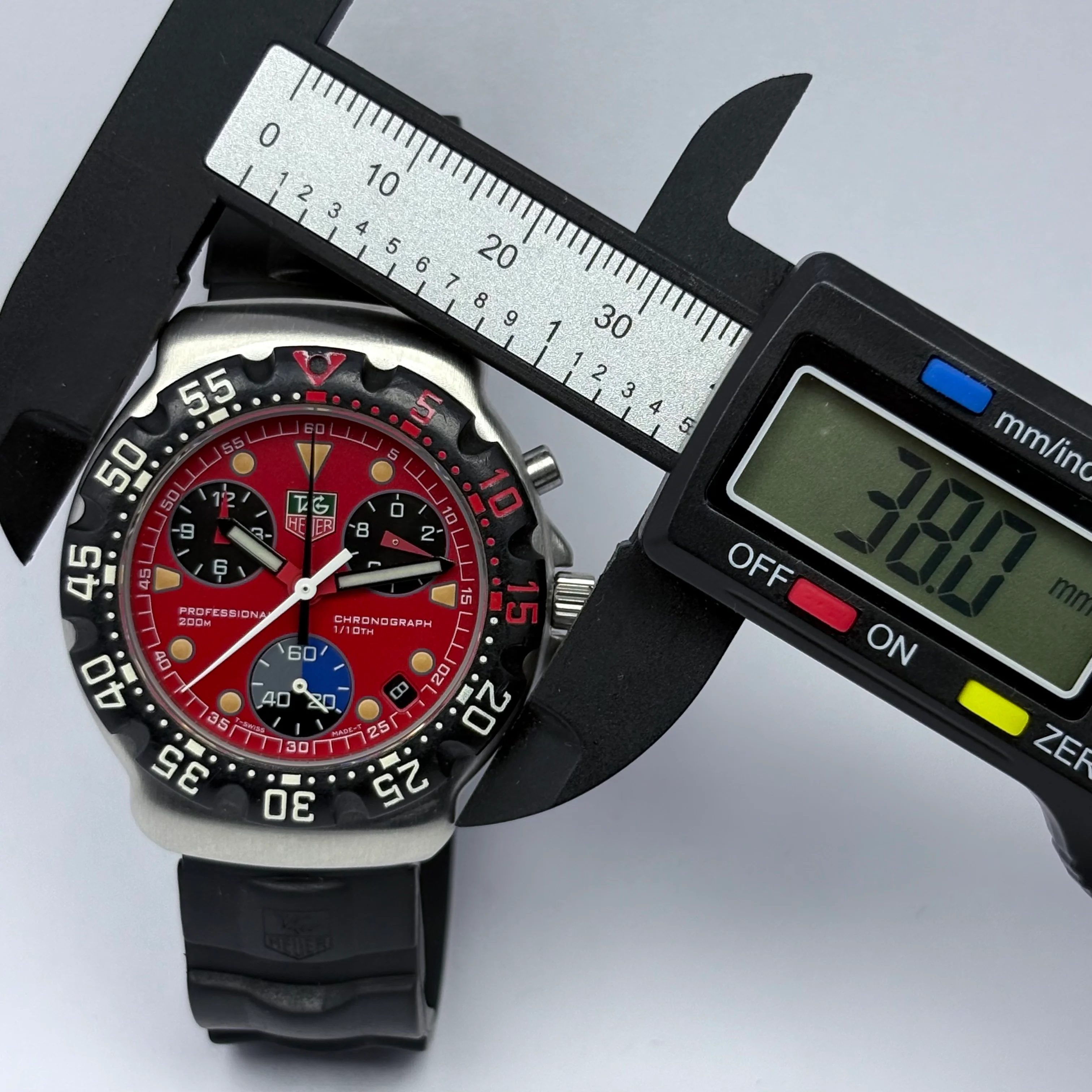 Reloj Tag Heuer Fórmula 1 cronógrafo Quartz - Image 11