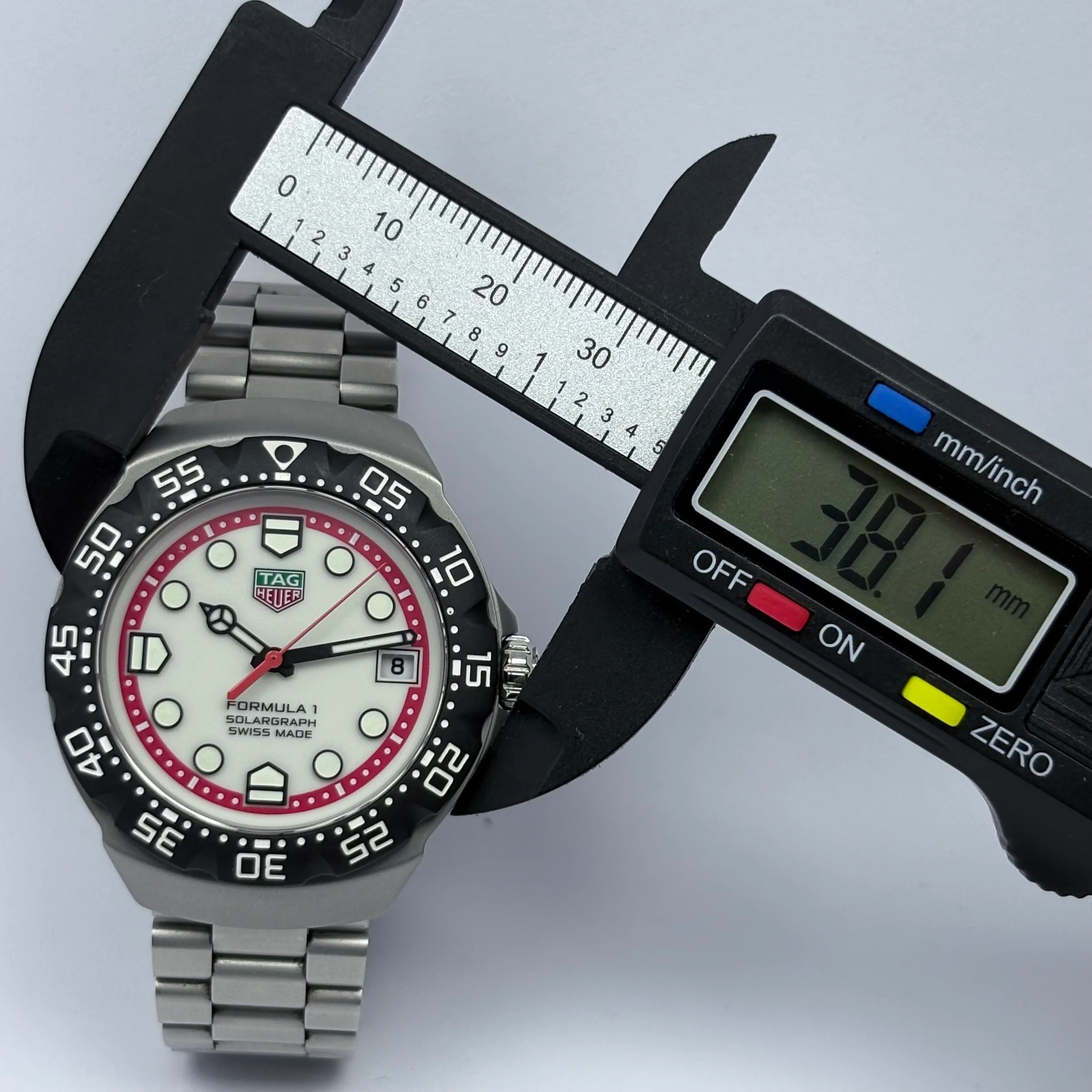 Reloj Tag Heuer Fórmula 1 Solargraph Quartz - Image 10