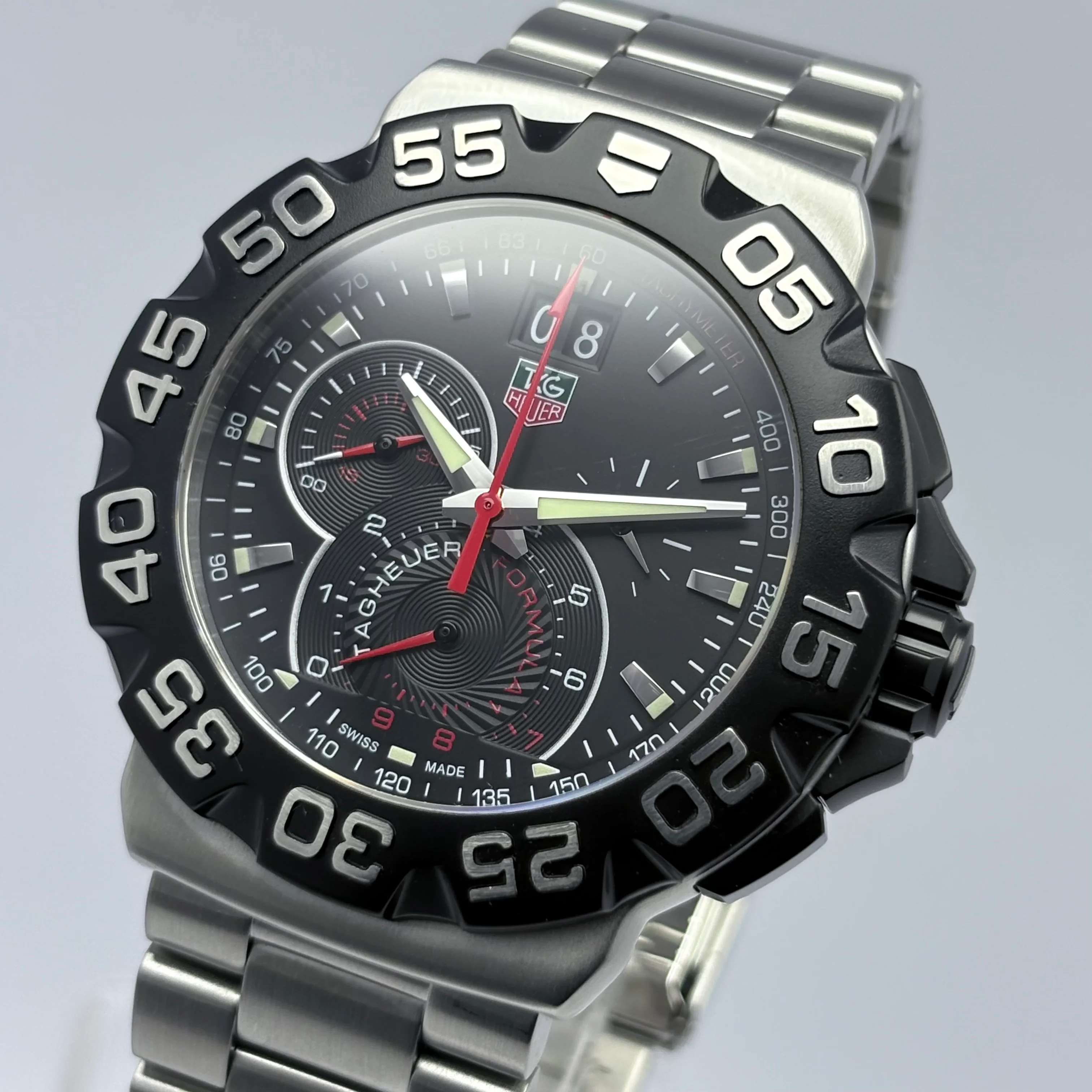Reloj Tag Heuer Fórmula 1 Cronógrafo Big Date Quartz - Image 4