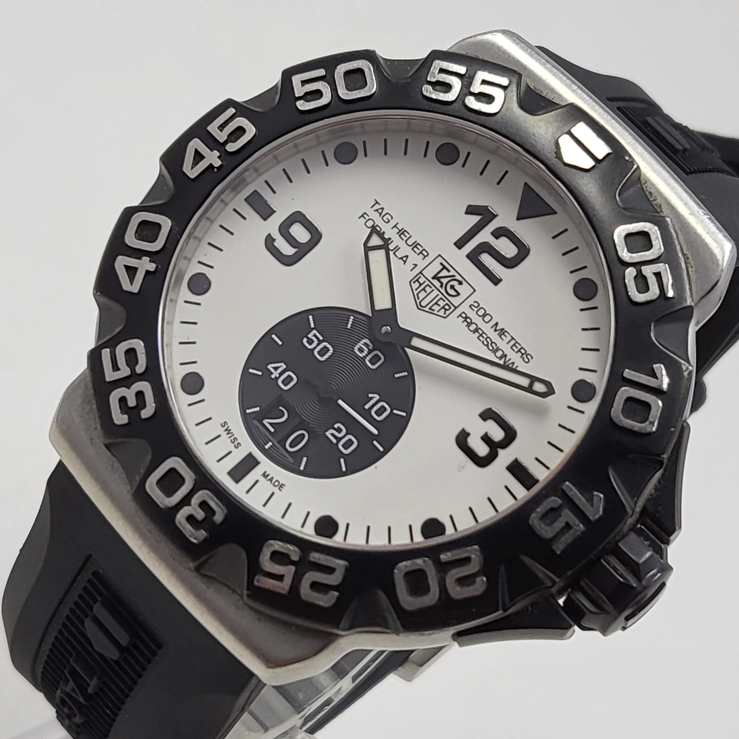 Reloj Tag Heuer Fórmula 1 Full Lumen Quartz - Image 3