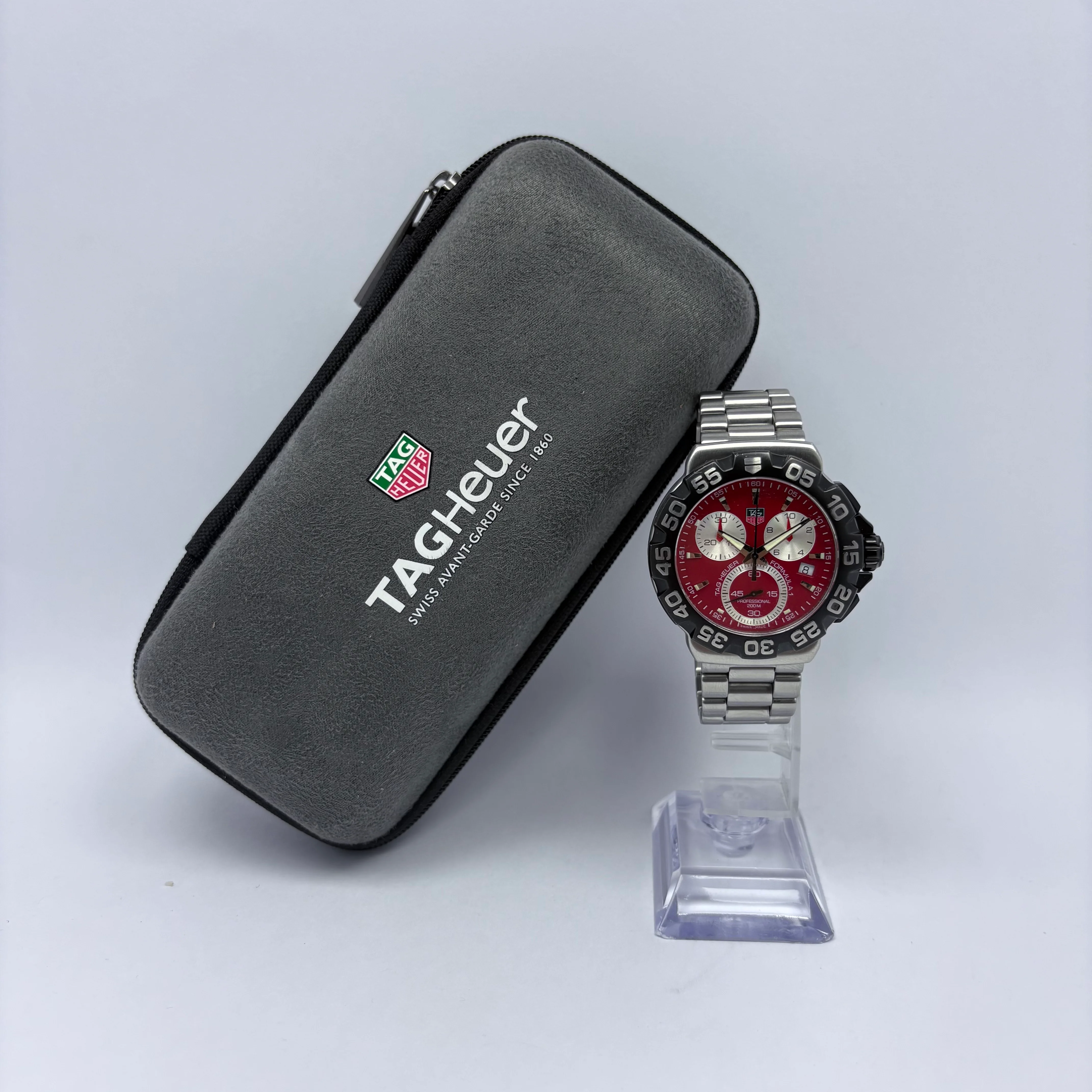Reloj Tag Heuer Fórmula 1 Quartz Rojo - Image 2