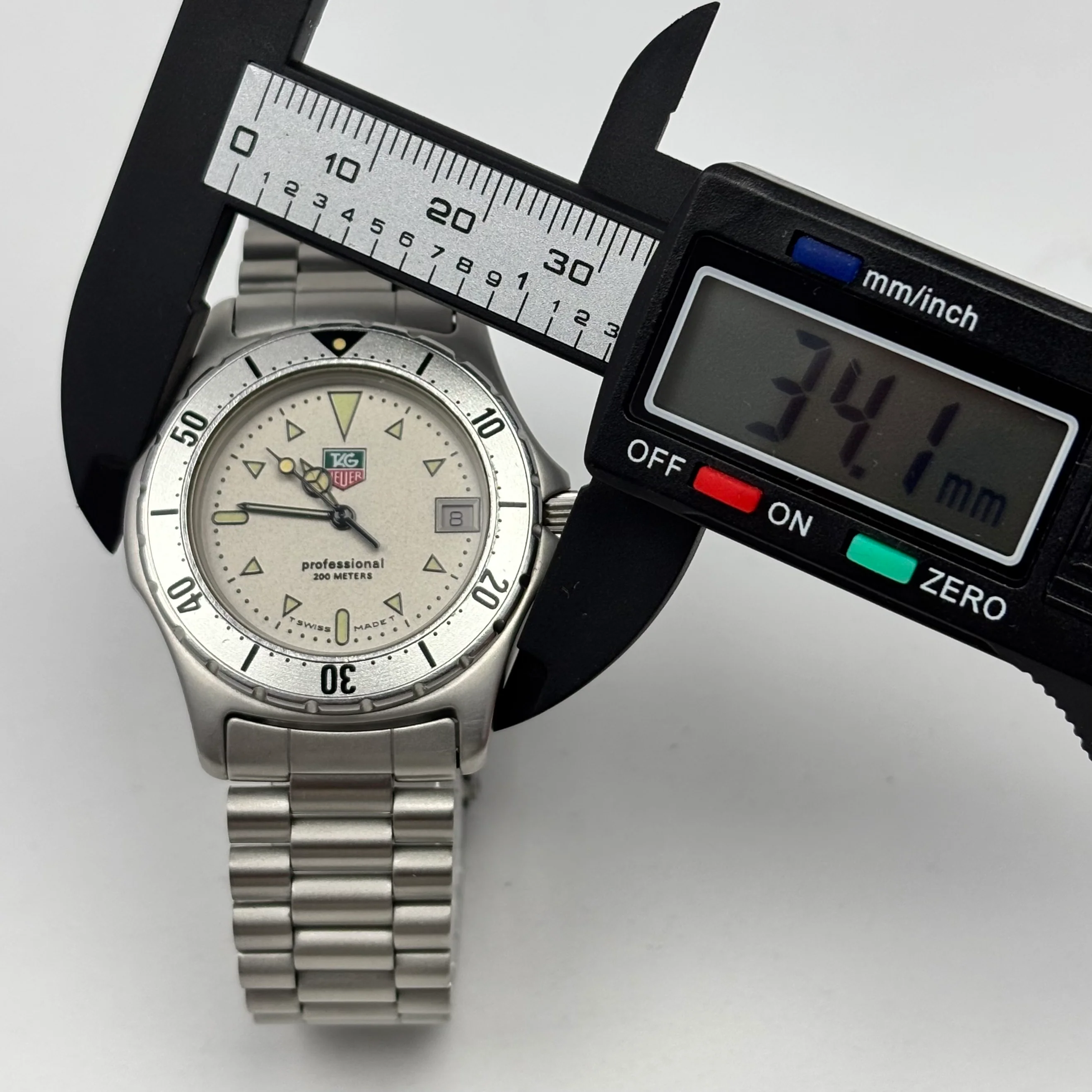 Reloj Tag Heuer Professional Serie 2000 Quartz - Image 7