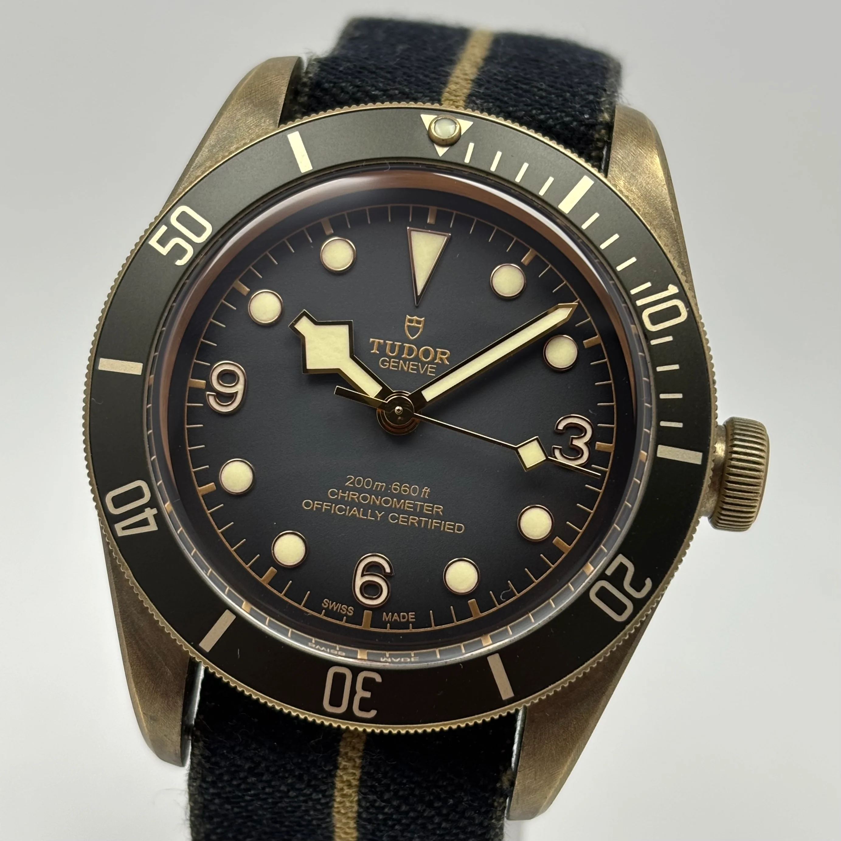 Reloj Tudor Black Bay Bronze Automático - Image 3