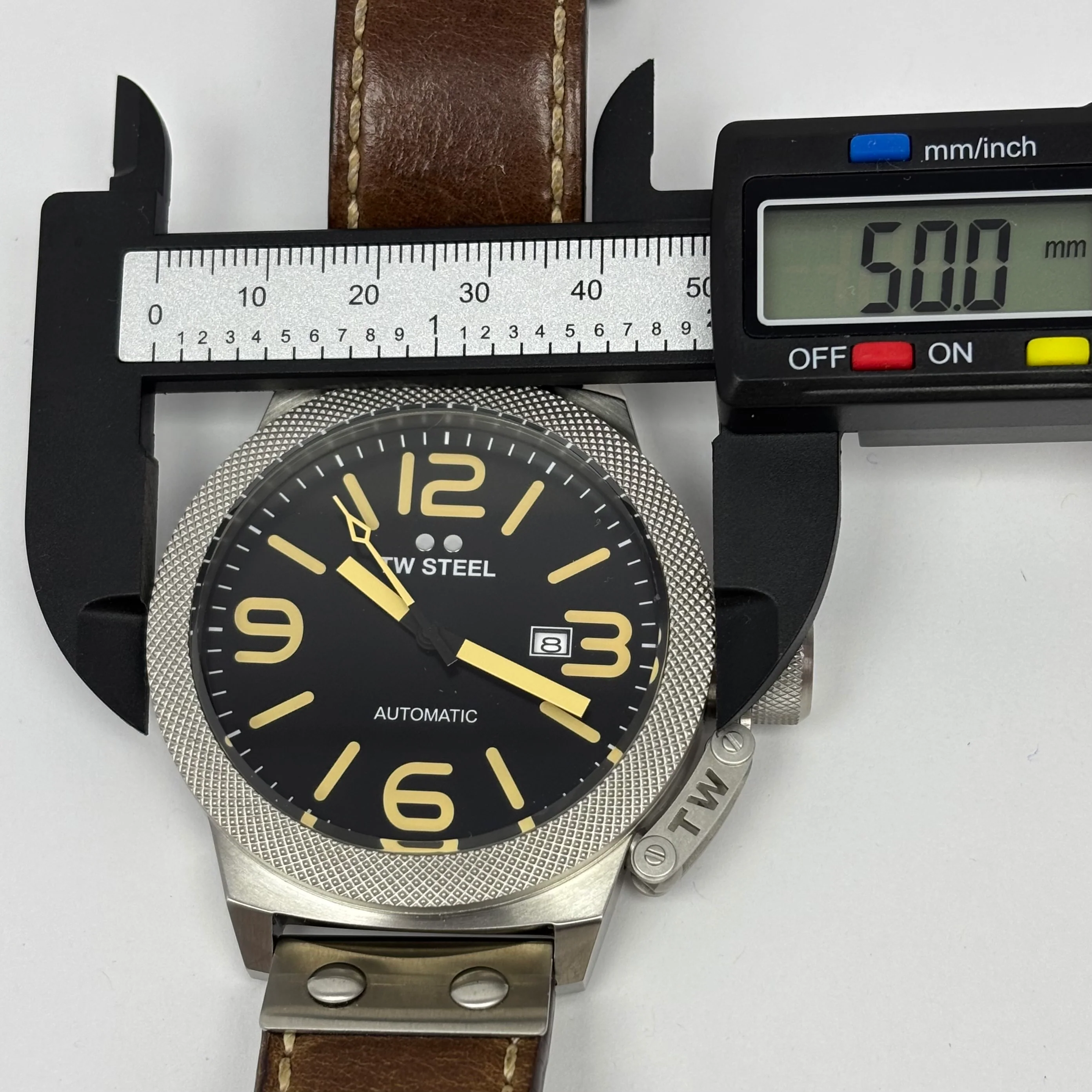 Reloj TW Steel CS26 Automático - Image 10