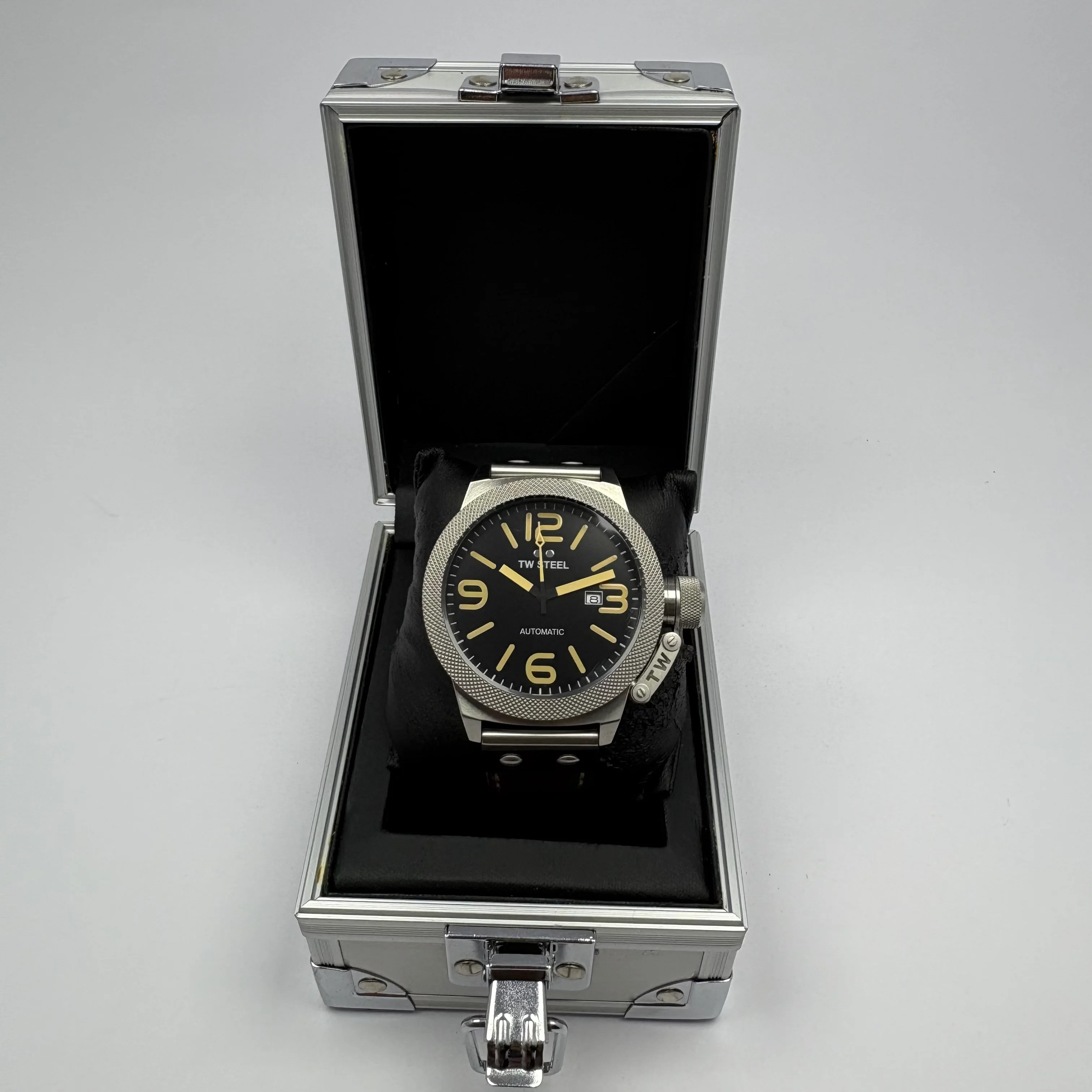 Reloj TW Steel CS26 Automático - Image 2