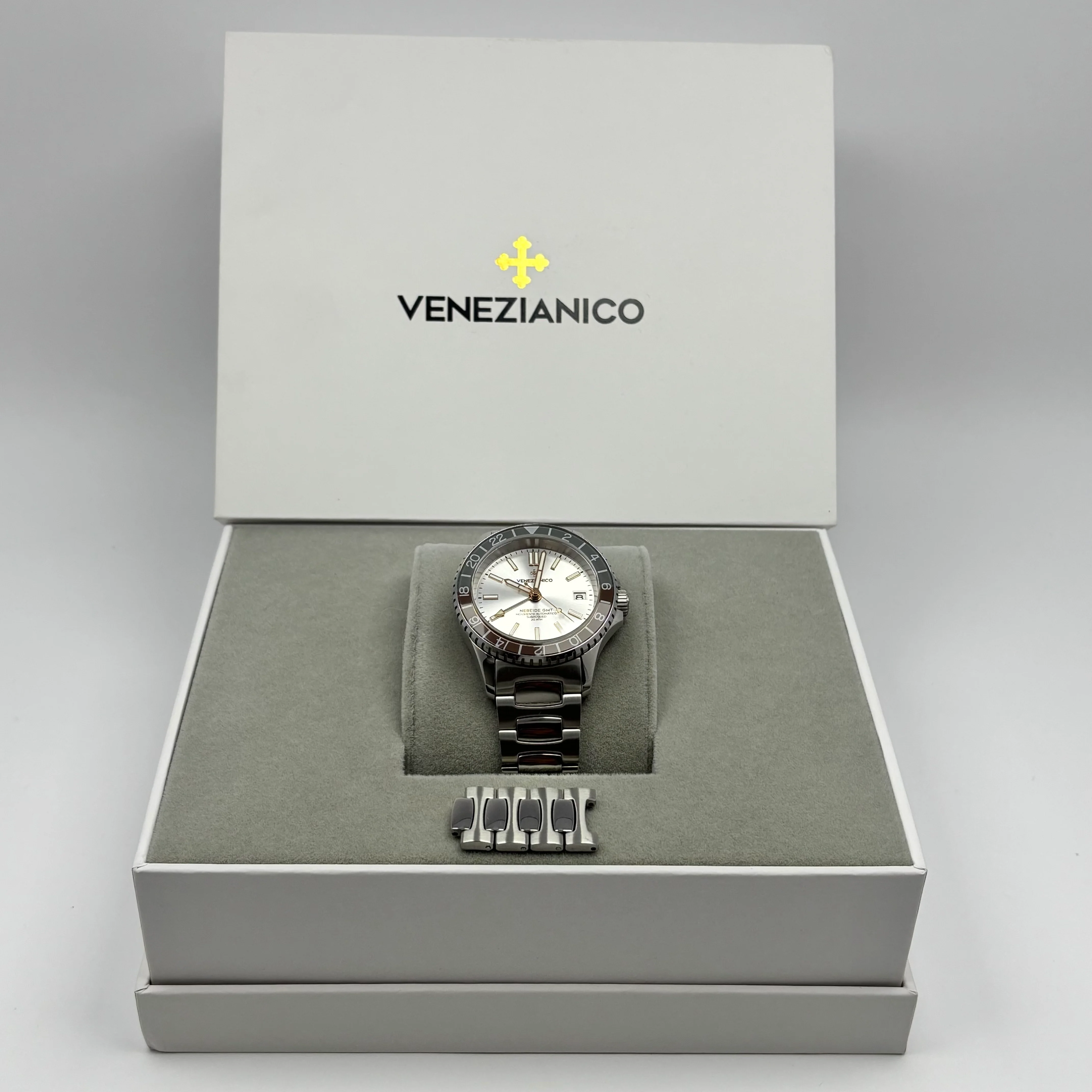 Reloj Venezianico Nereide GMT Automático - Image 2
