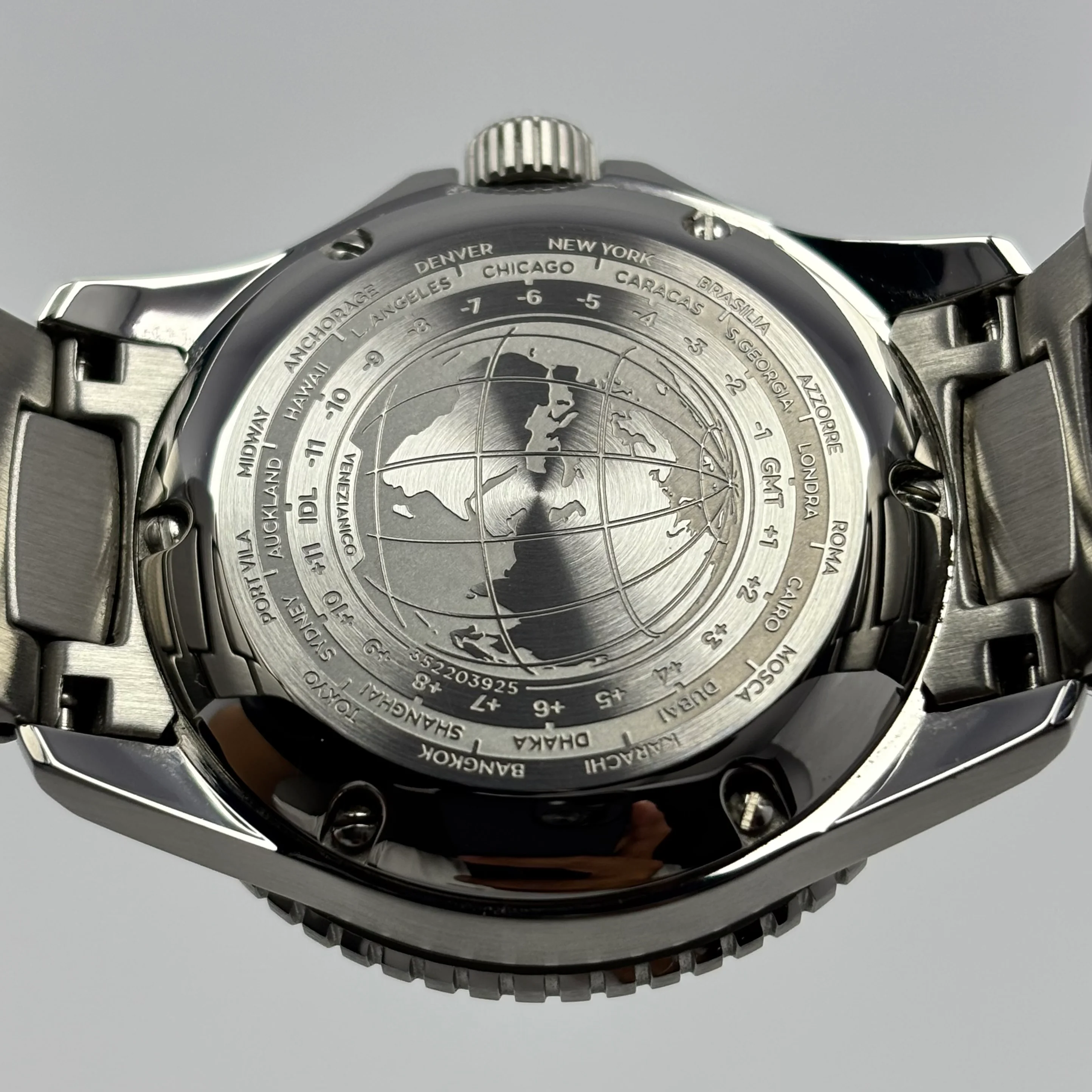 Reloj Venezianico Nereide GMT Automático - Image 7