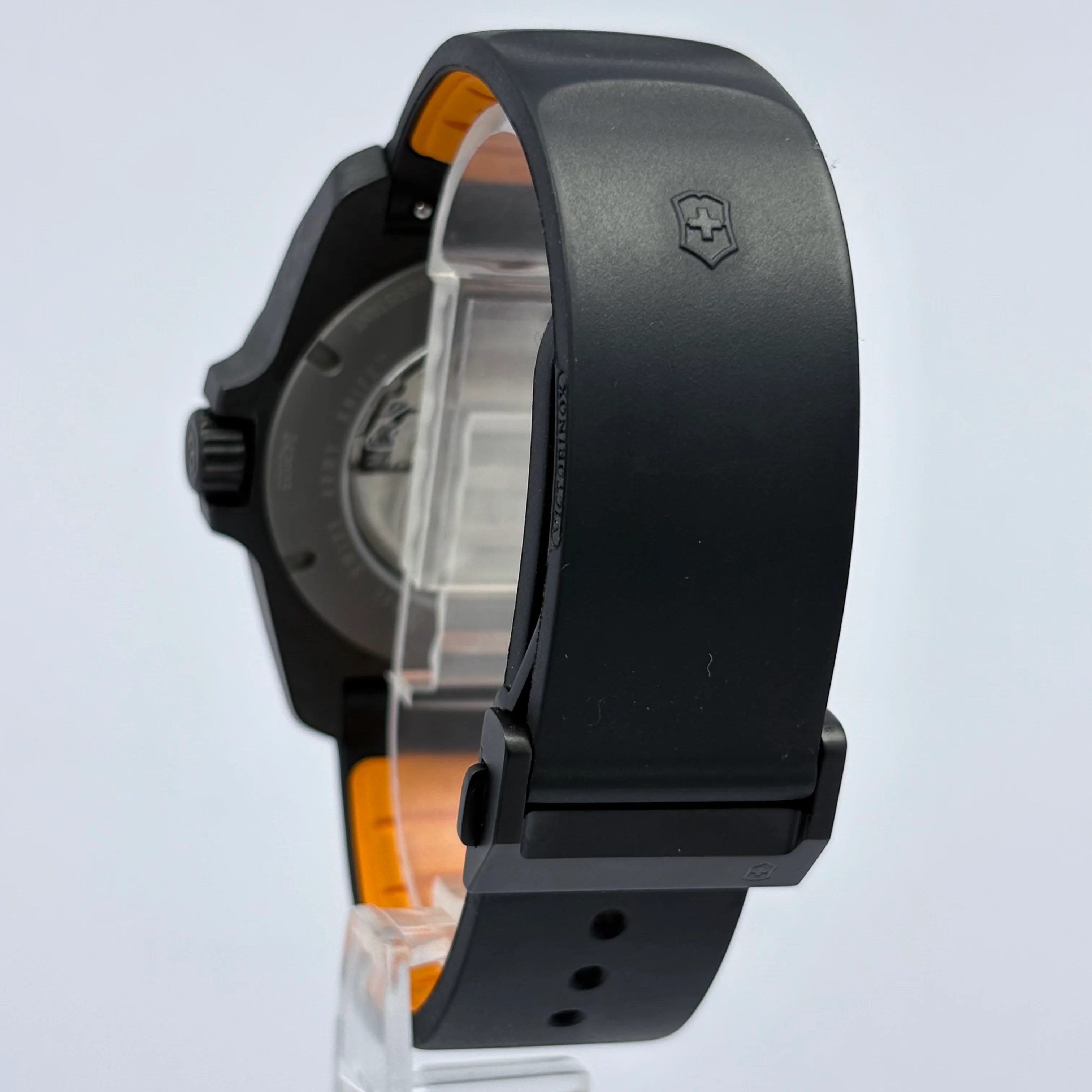 Reloj Victorinox I.N.O.X. Carbono Automático - Image 6