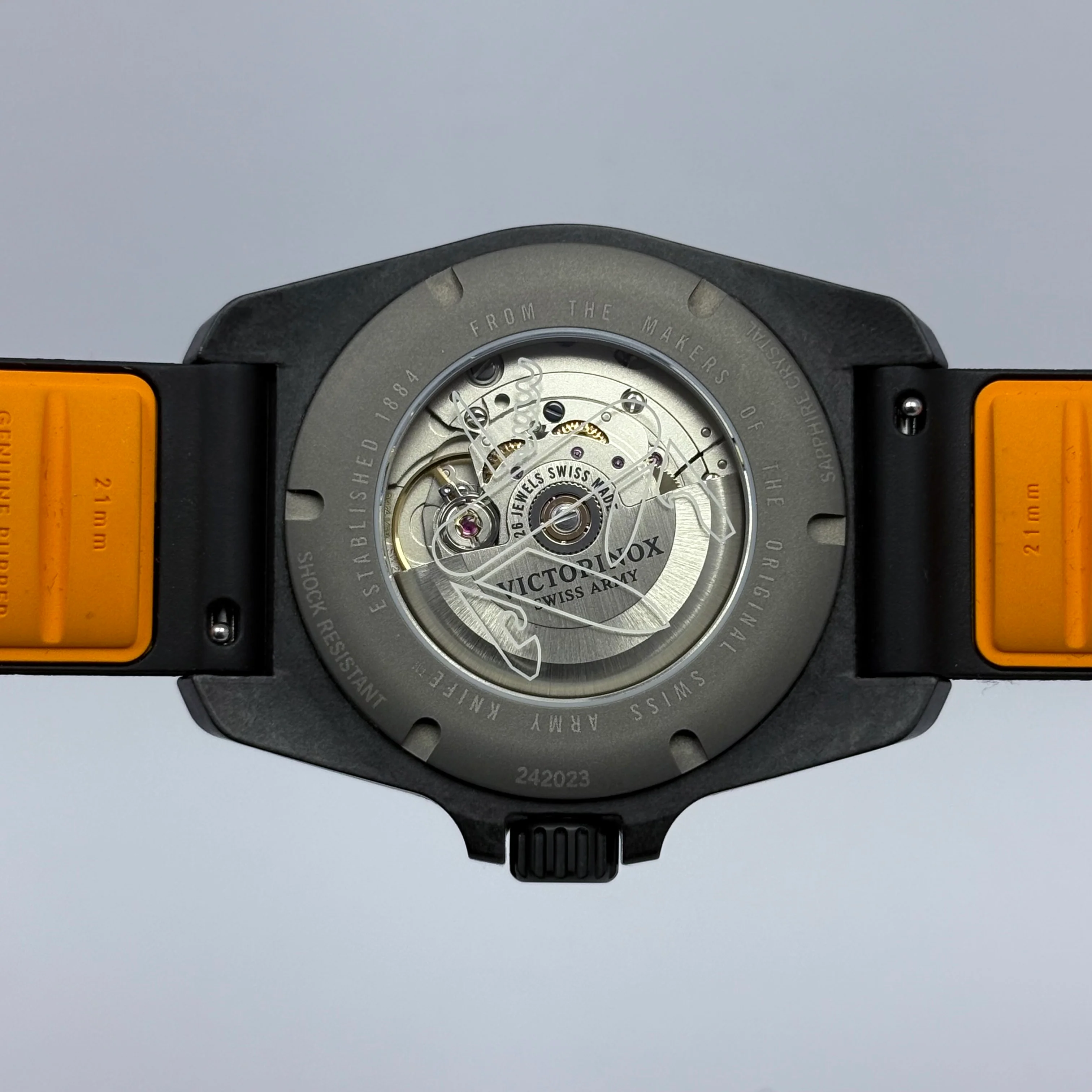 Reloj Victorinox I.N.O.X. Carbono Automático - Image 8