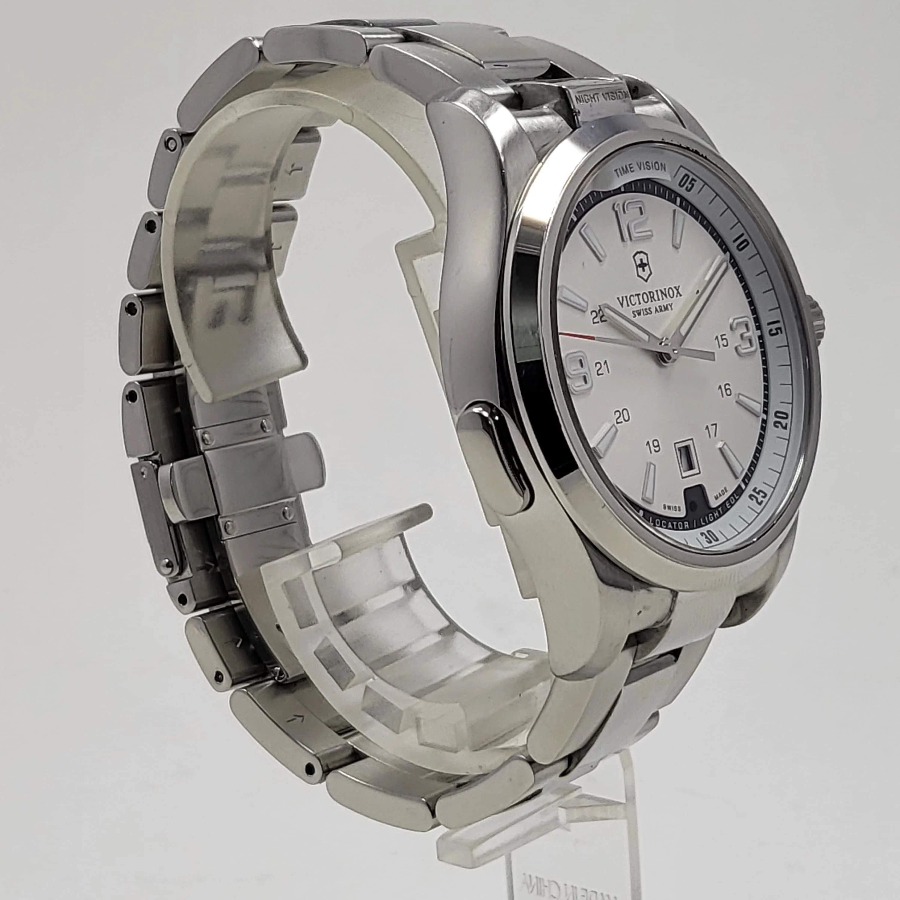 Reloj Victorinox Night Vision Quartz - Image 3