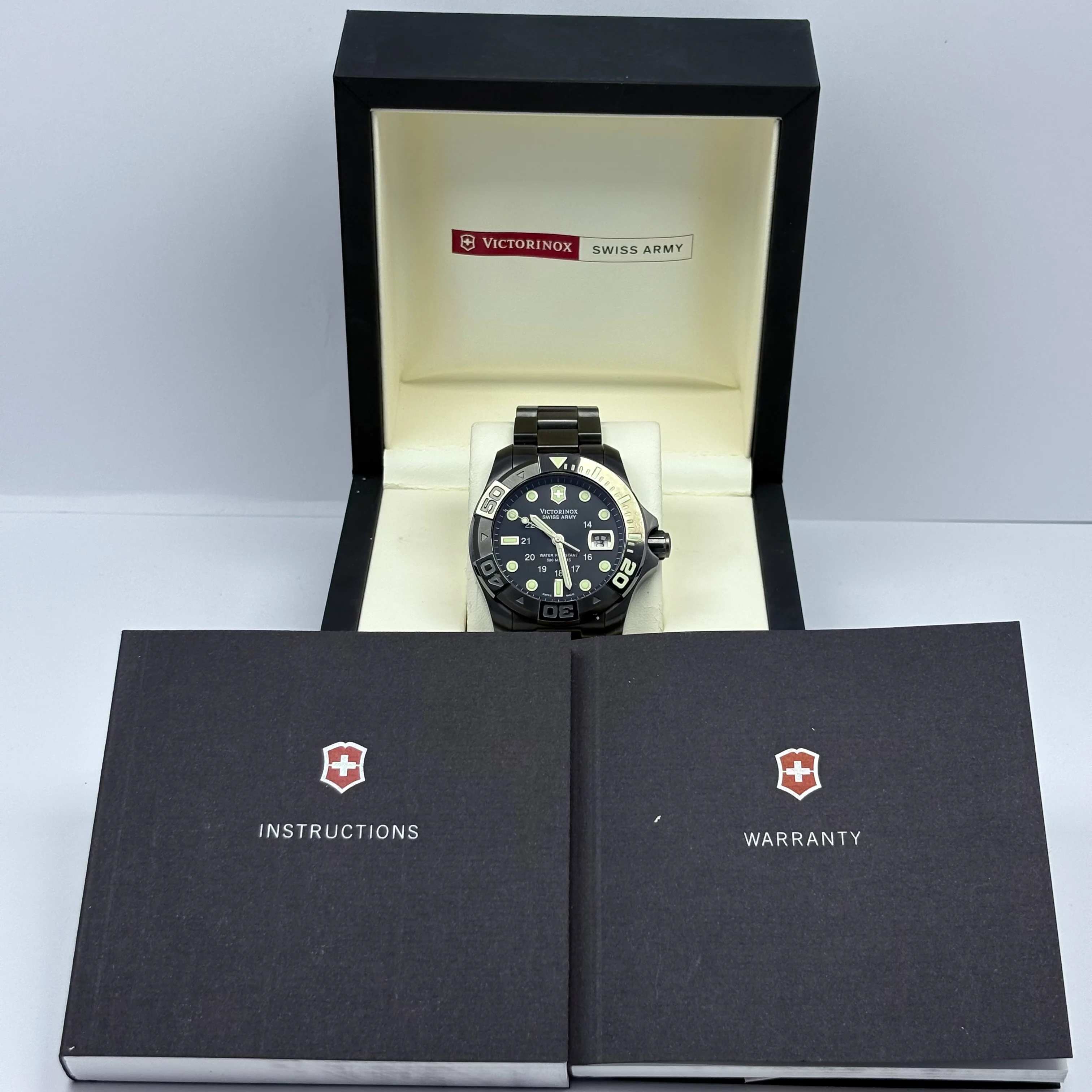 Reloj Victorinox Swiss Army Dive Master Marine 500 Black Ice Quartz 3️⃣ - Image 2