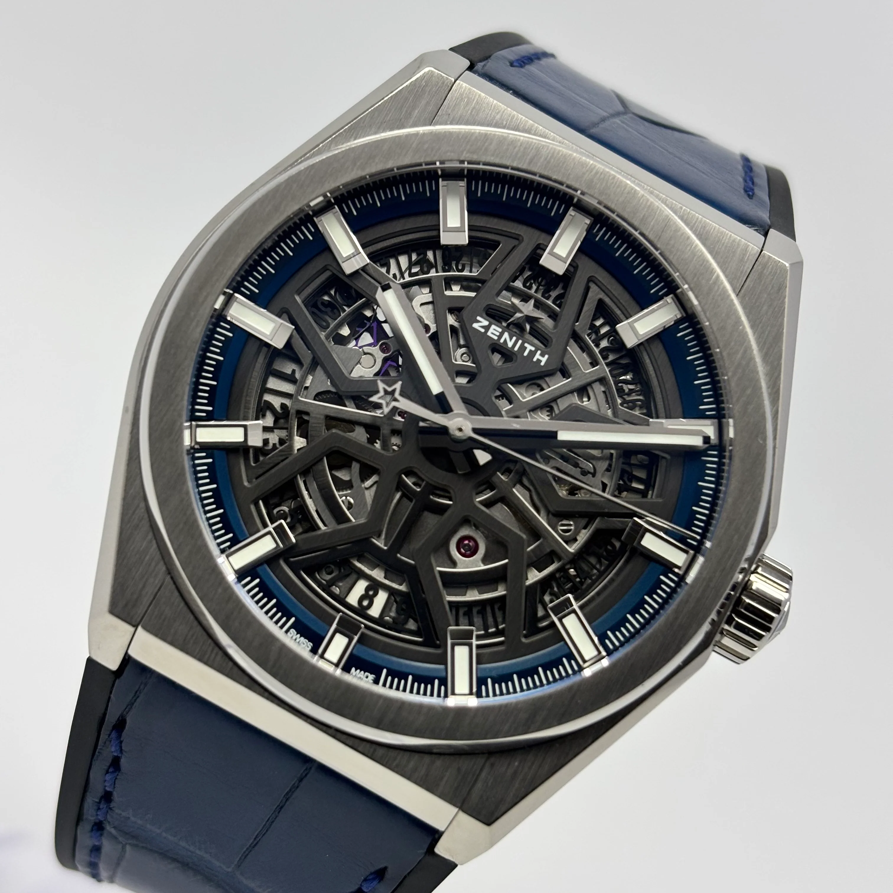 Reloj Zenith Defy Classic Automático - Image 2