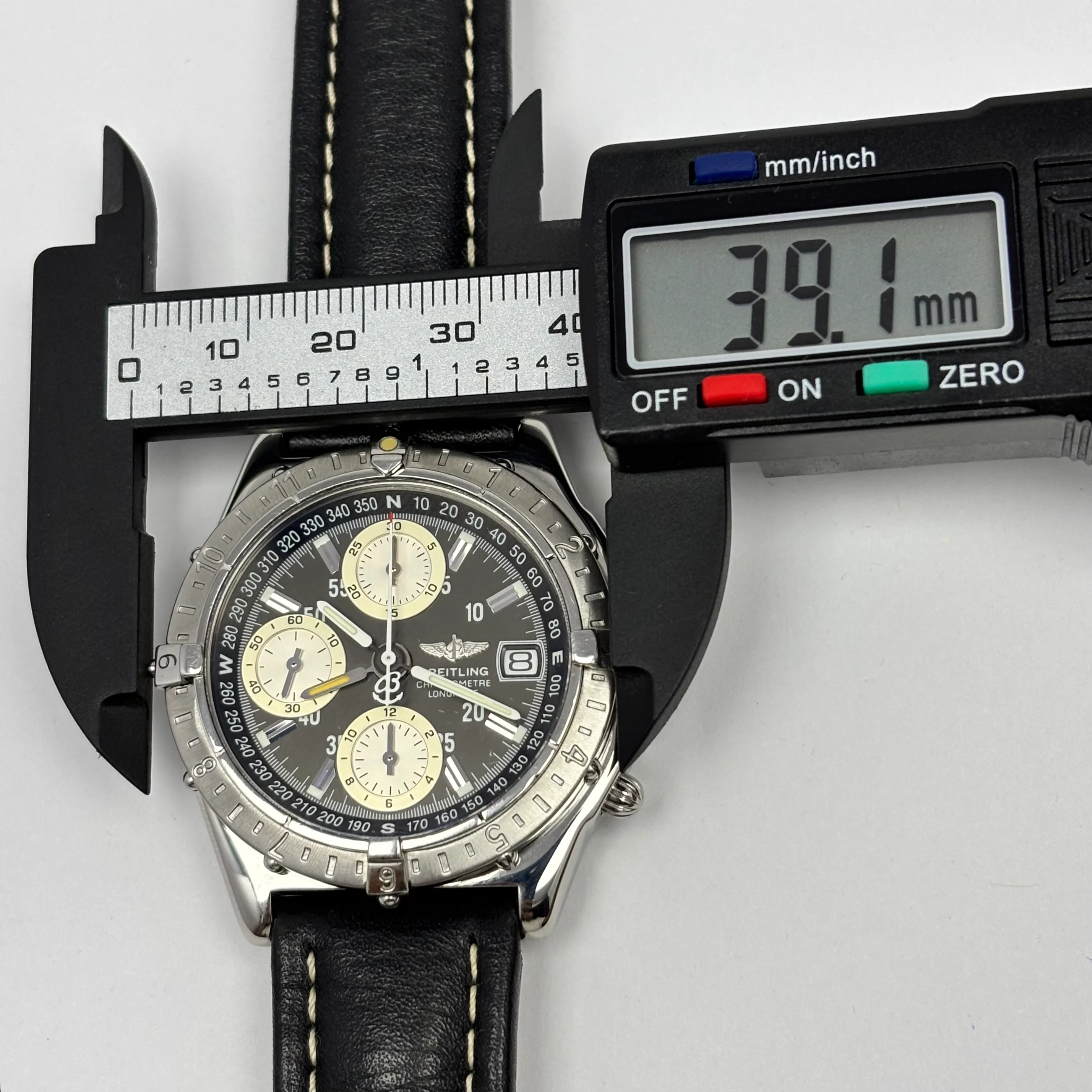 Reloj Breitling Chronomat Longitude GMT Automático - Image 10