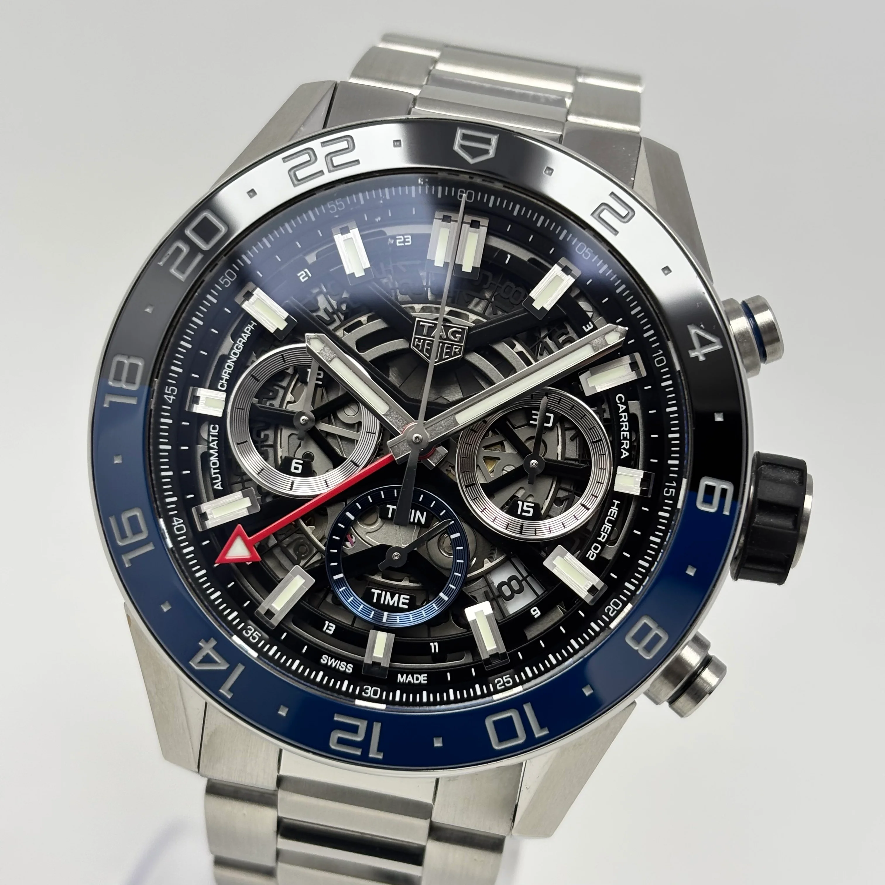 Tag Heuer Carrera Calibre 02 GMT Batman Cronógrafo Automático - Image 2