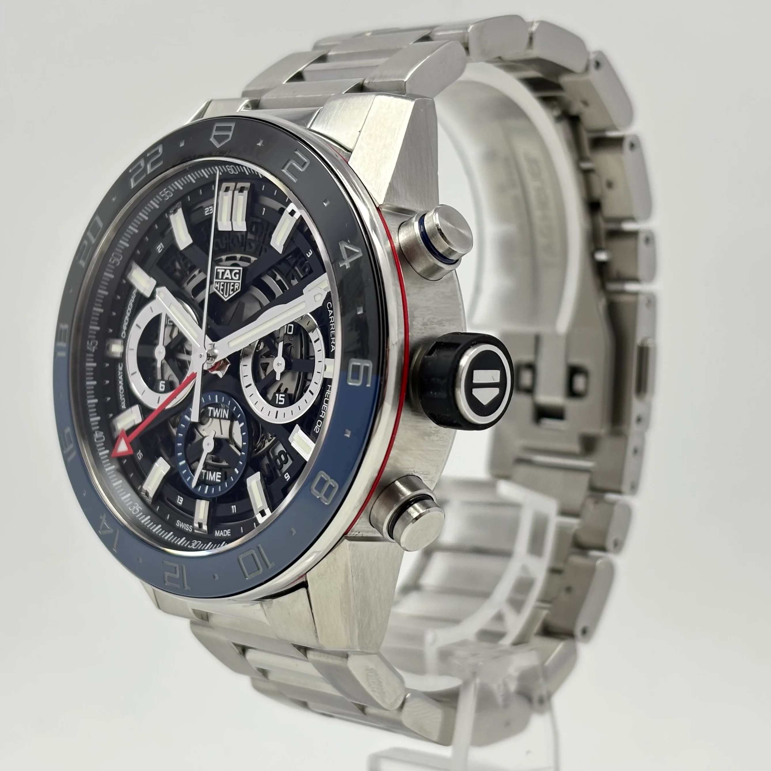 Tag Heuer Carrera Calibre 02 GMT Batman Cronógrafo Automático - Image 3