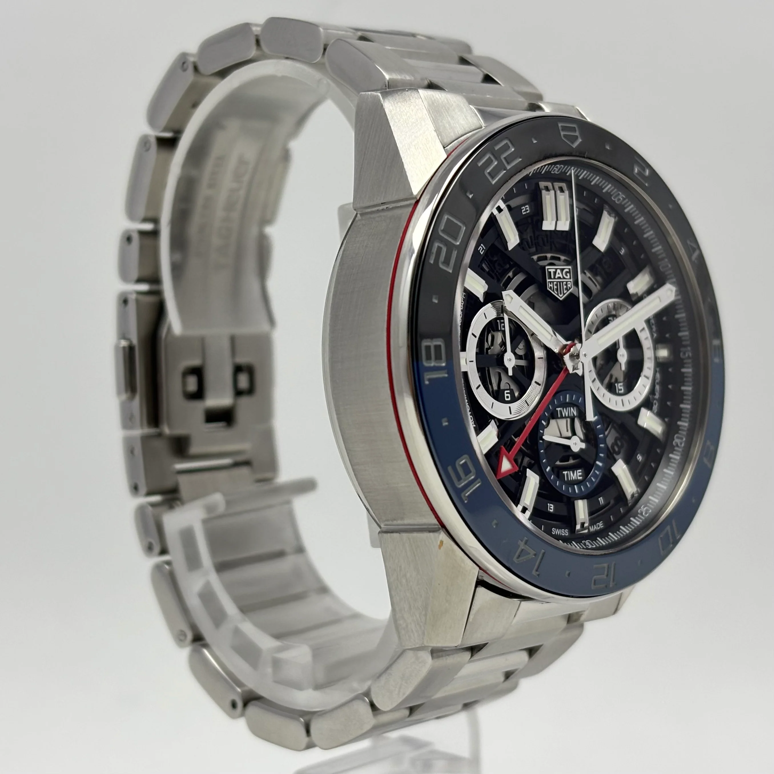 Tag Heuer Carrera Calibre 02 GMT Batman Cronógrafo Automático - Image 5
