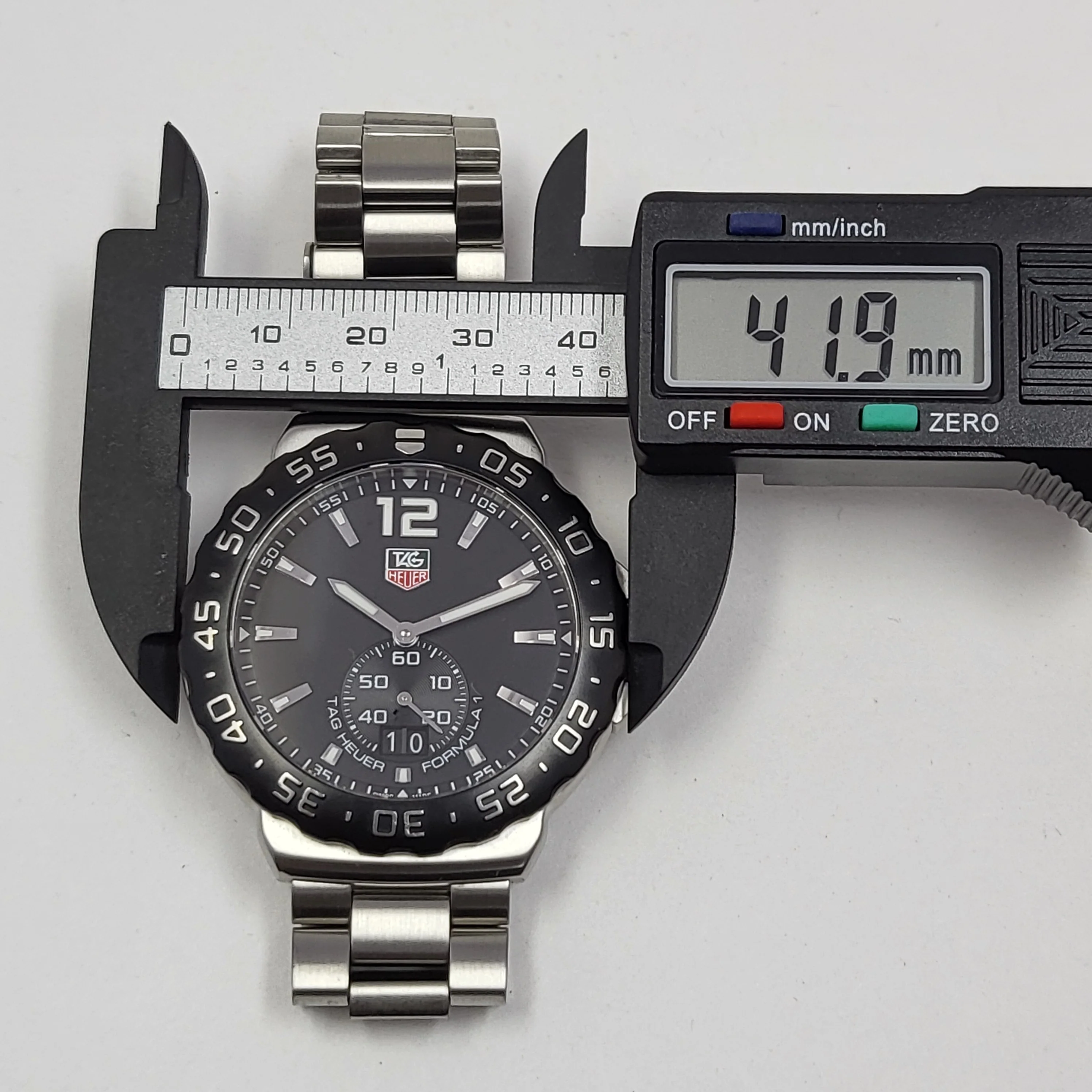 Reloj Tag Heuer Formula 1 Big Date Quartz - Image 8