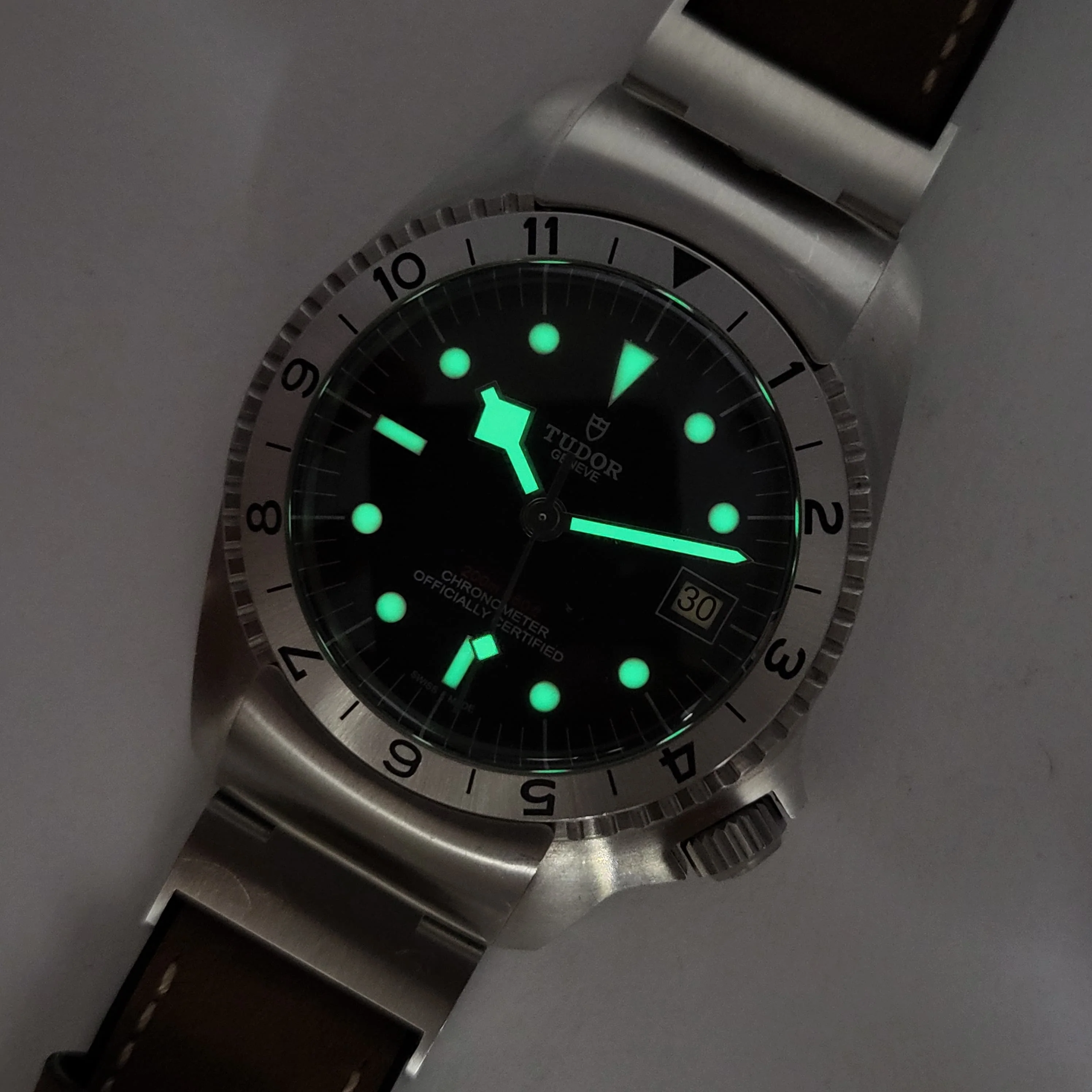 Reloj Tudor Black Bay P01 Automático - Image 2