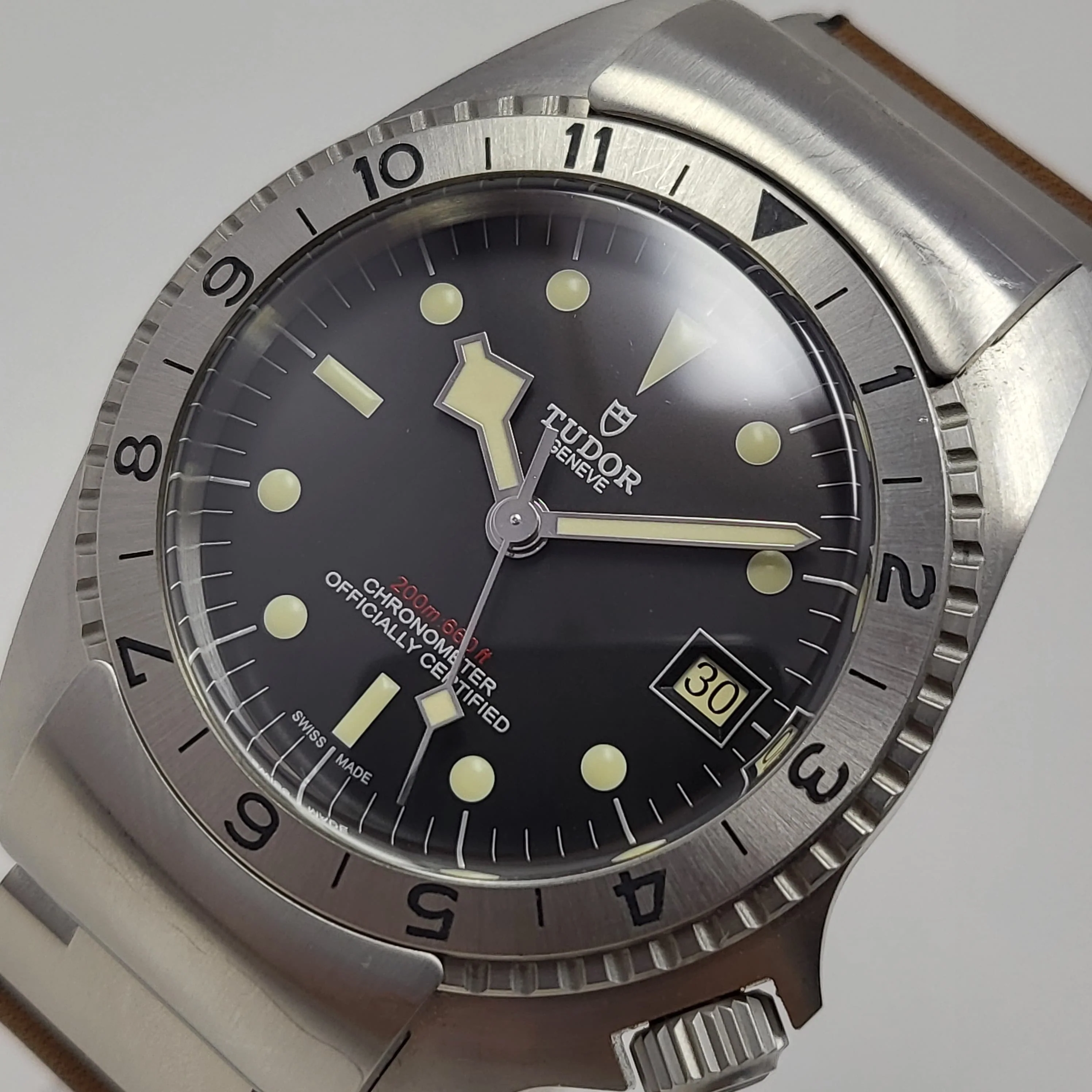 Reloj Tudor Black Bay P01 Automático - Image 3